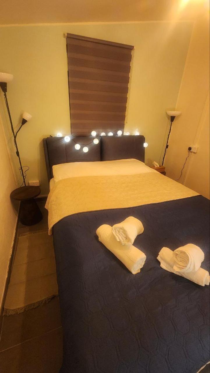 Glamping Boutique Luxe tent Agros