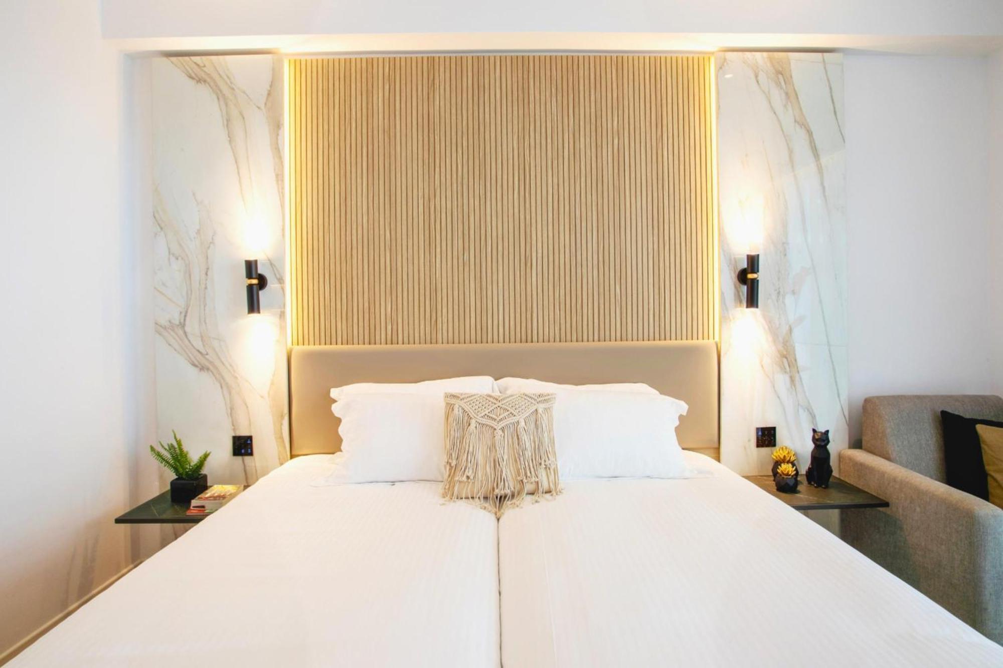 Cavo Maris Hotel 4*