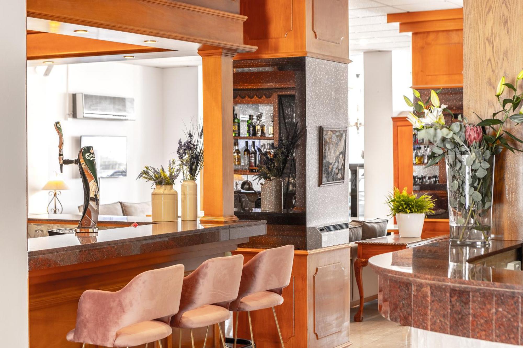 Aparthotel Stephanos