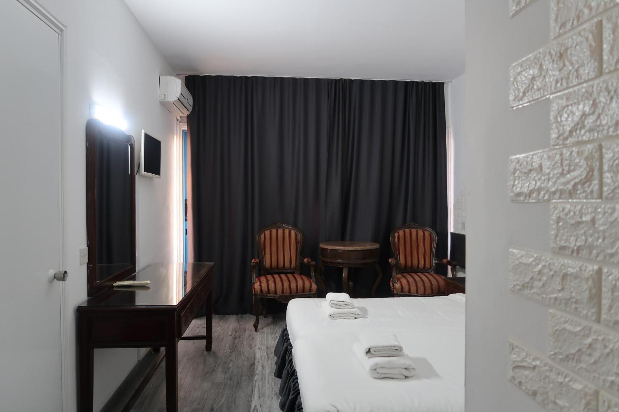 Millennium Apartment *