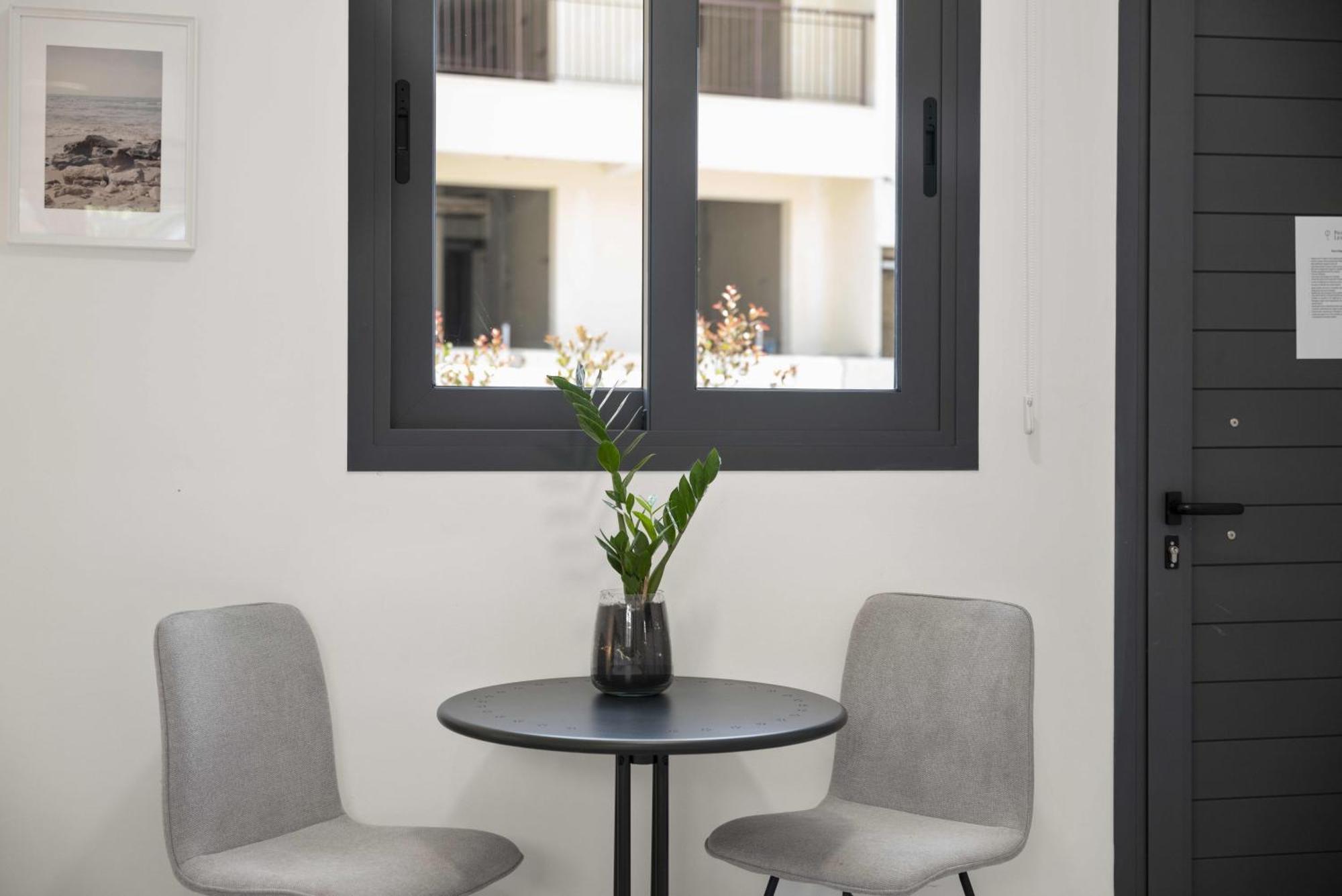 Phaedrus Living: Alkminis Seaside Verano Apartamento *