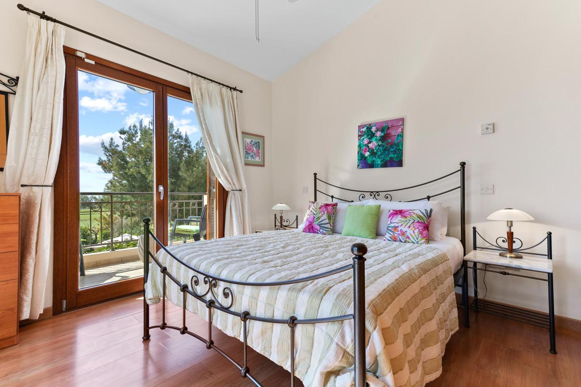 2 Bedroom Loukia With Private Pool And Gardens, Aphrodite Hills Villa Kouklia