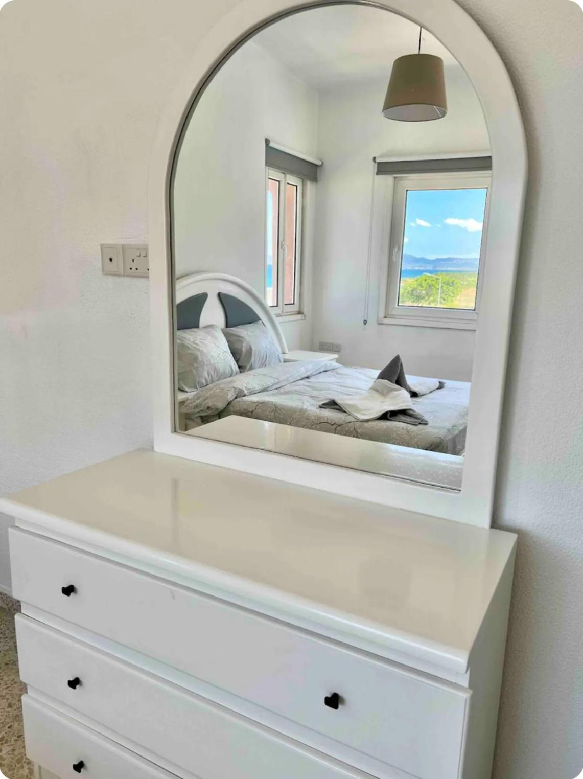 Marine Apartment *