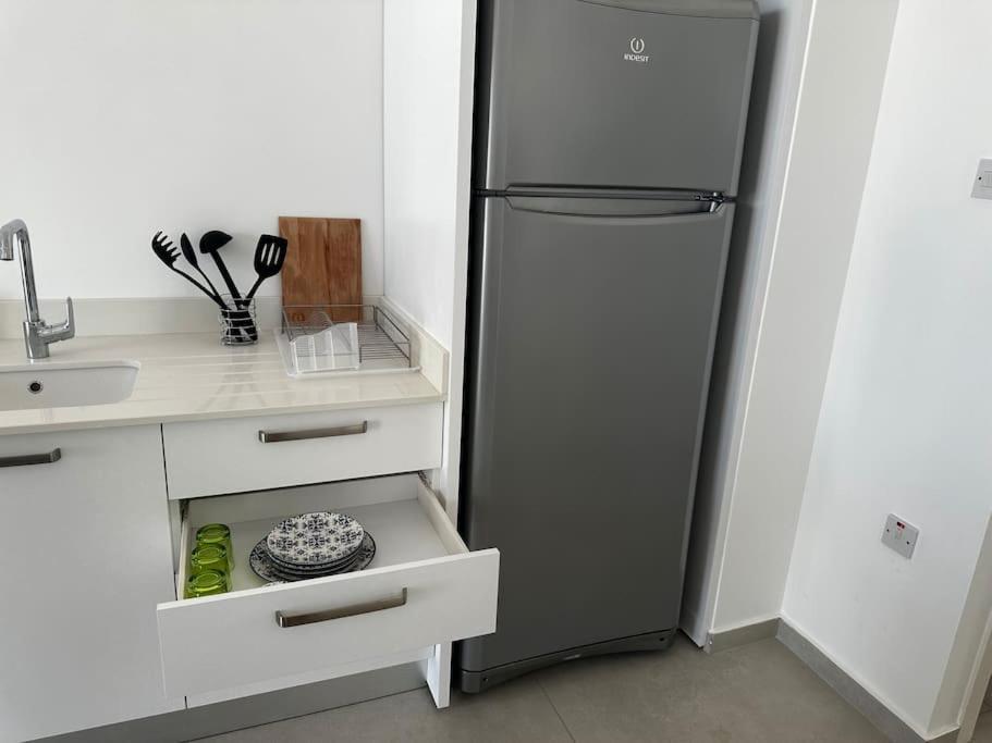 Sunny 1 Bedroom With Private Terrace Kalogrea