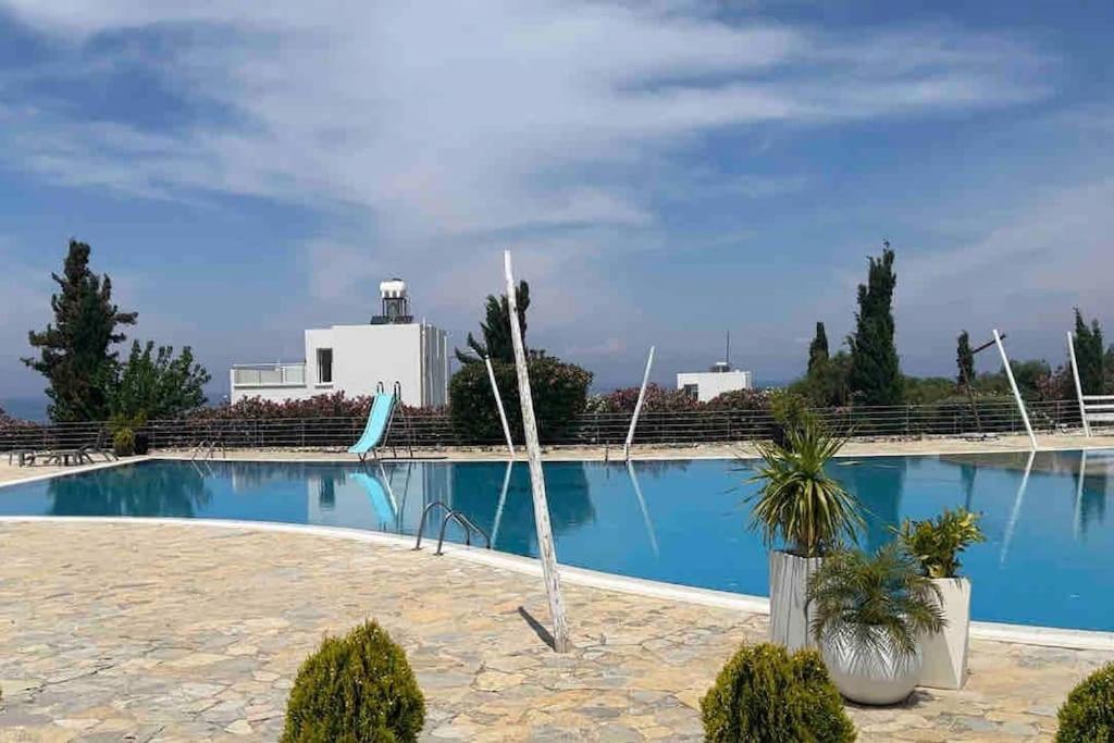 Sunny 1 Bedroom With Private Terrace * Kalogrea