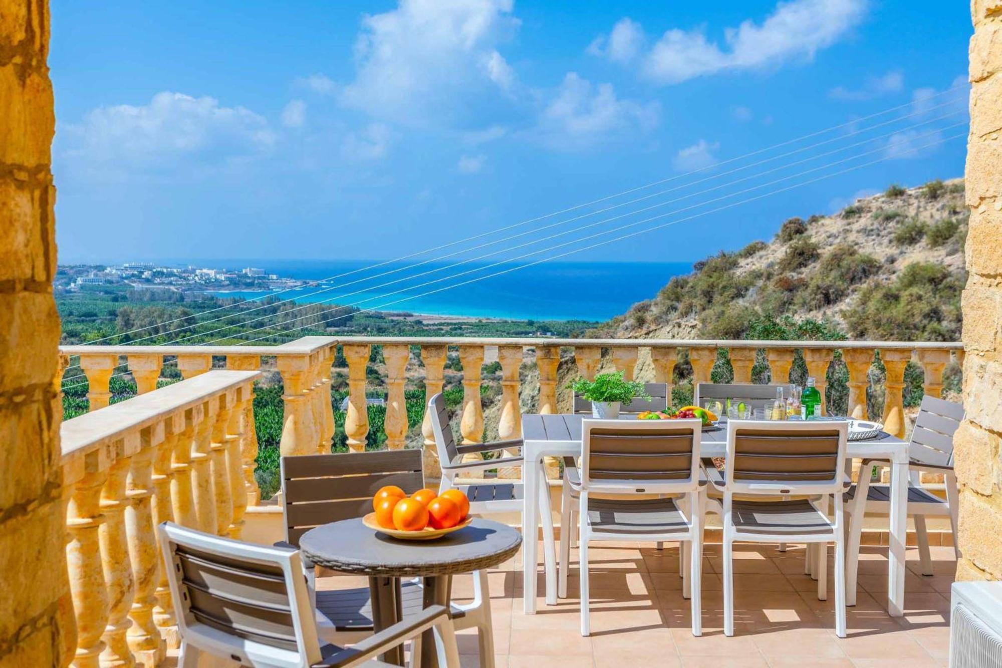 Aqua Royal Peyia