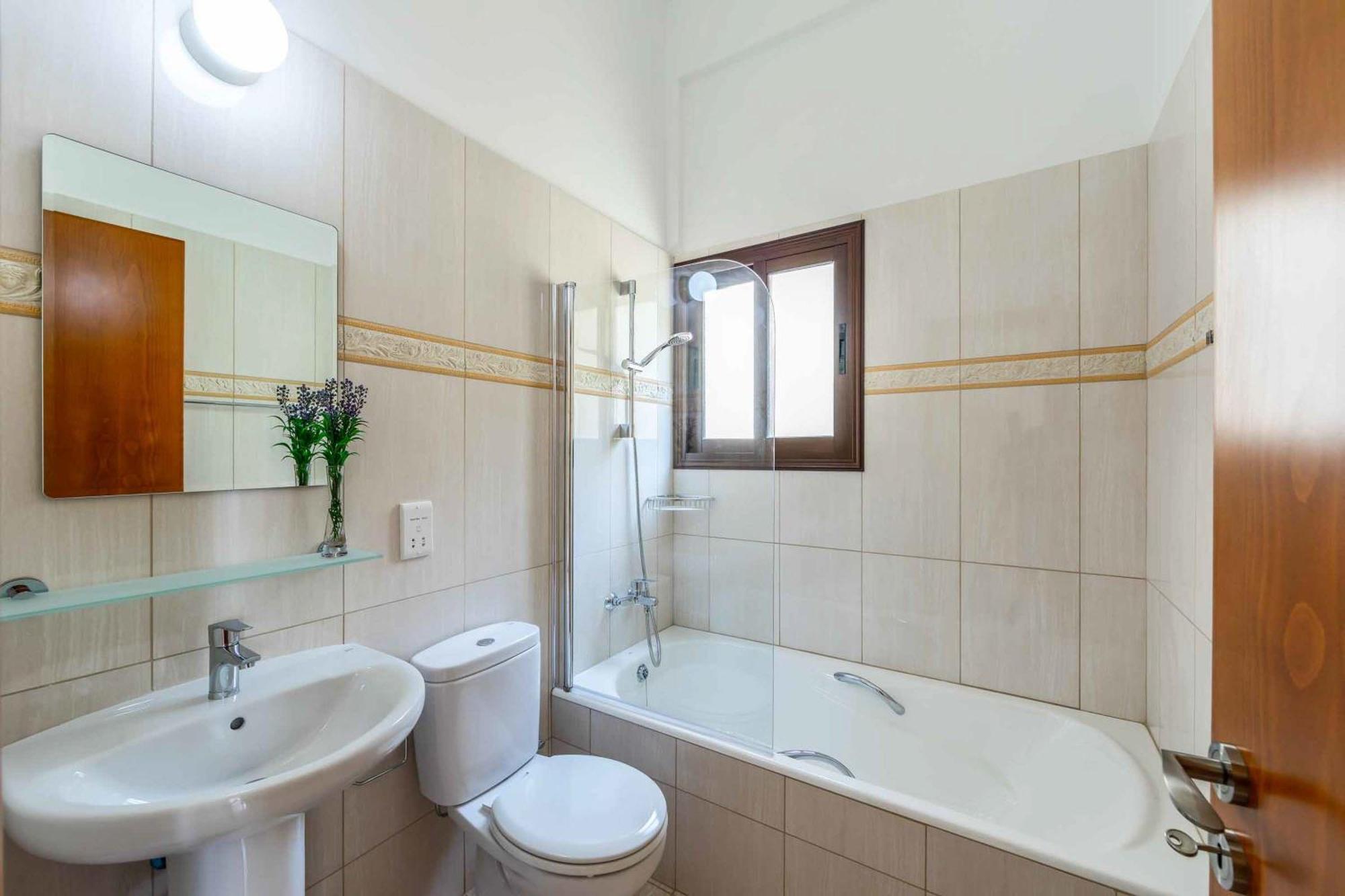 Aqua Royal * Peyia