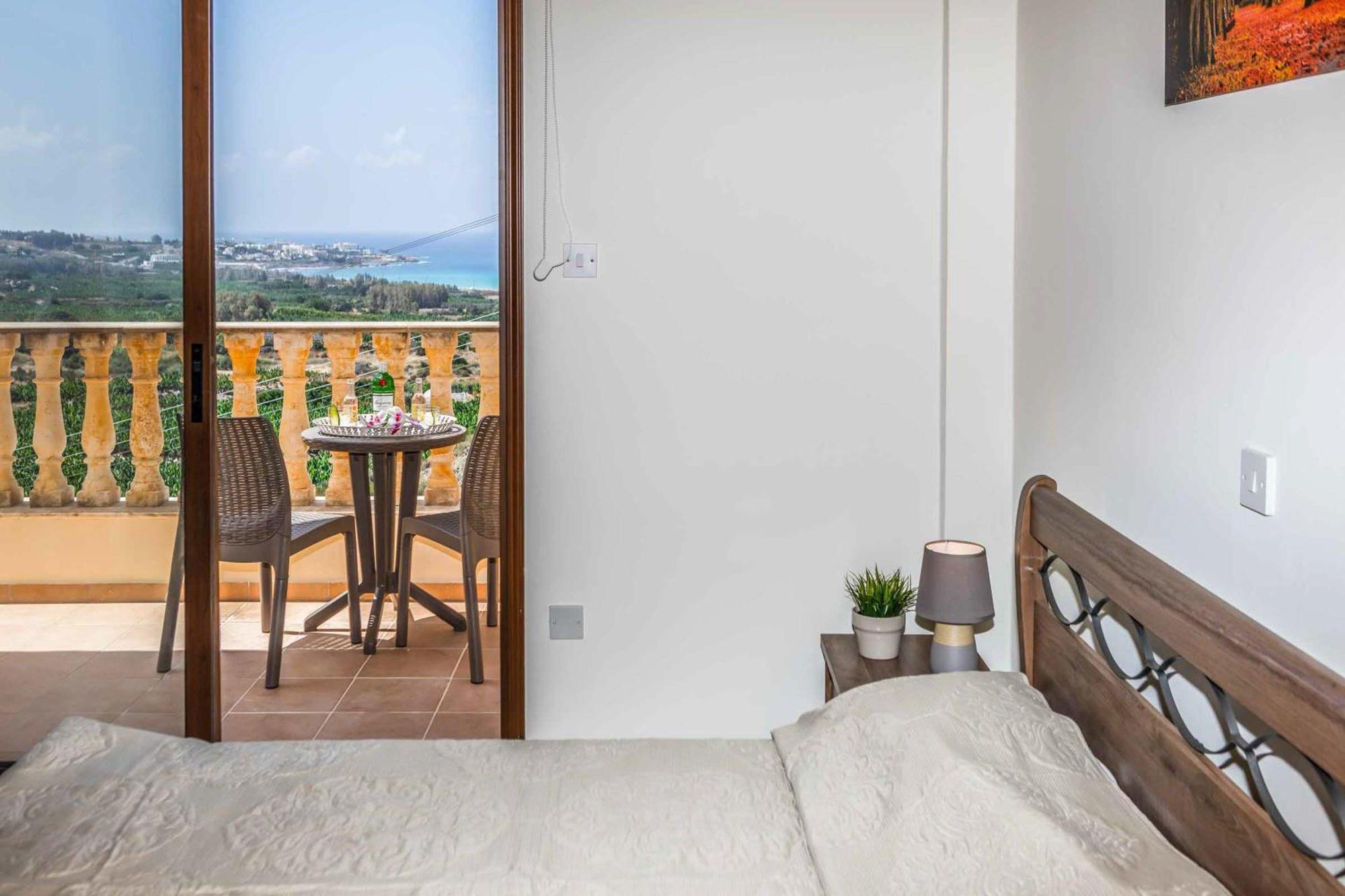 Villa Aqua Royal *