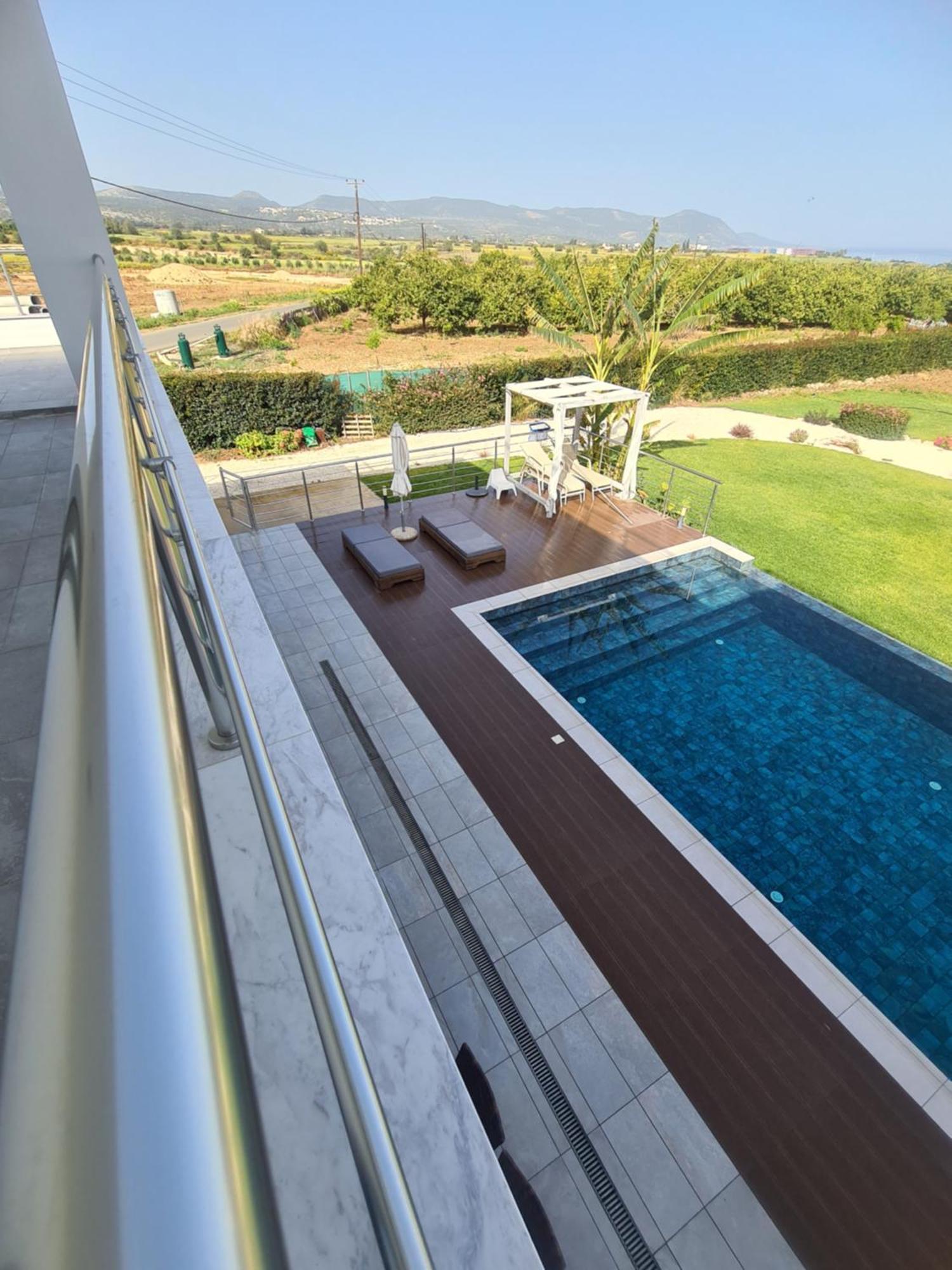 Eva Luxury