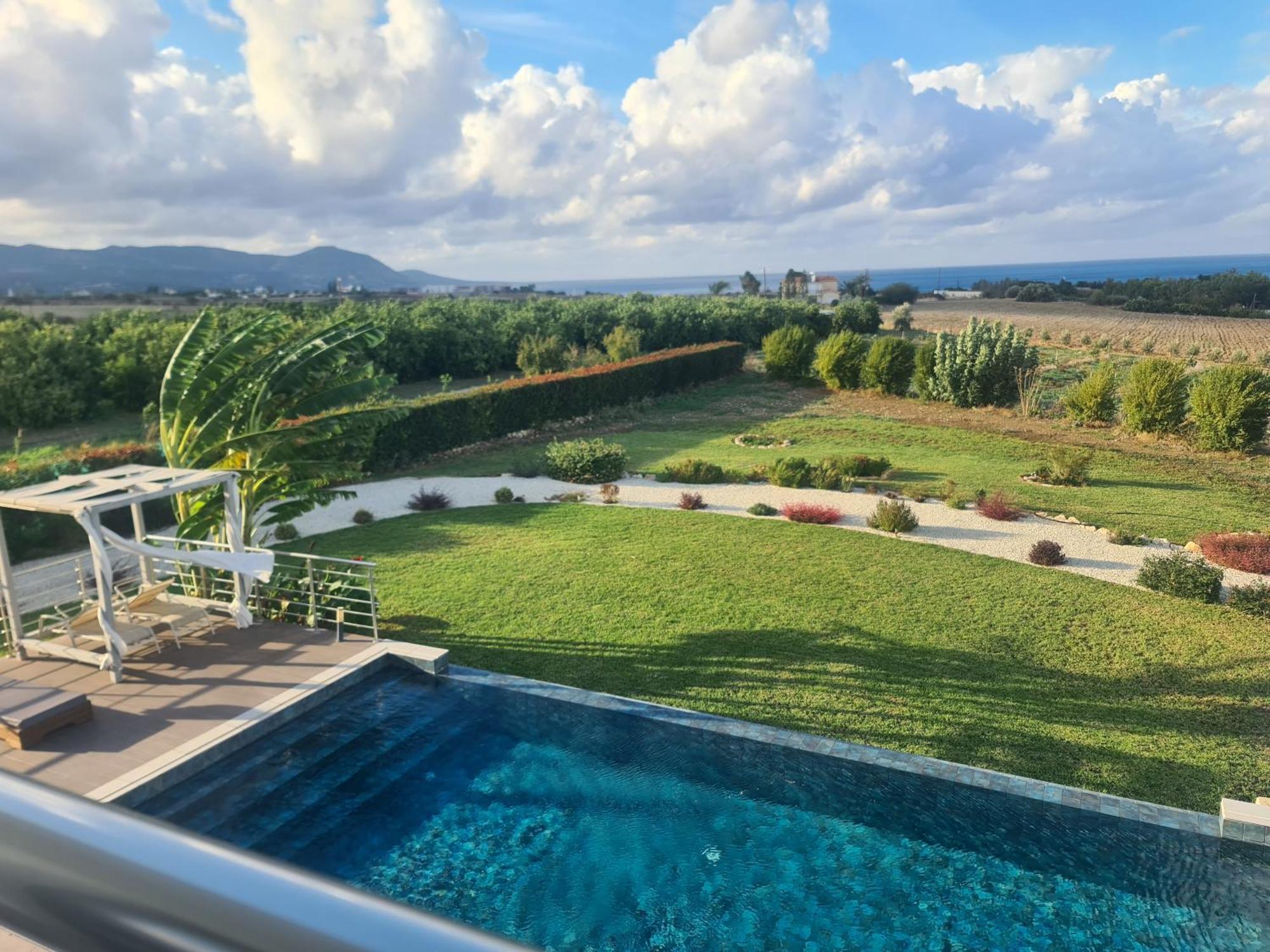 Villa Eva Luxury Lachi