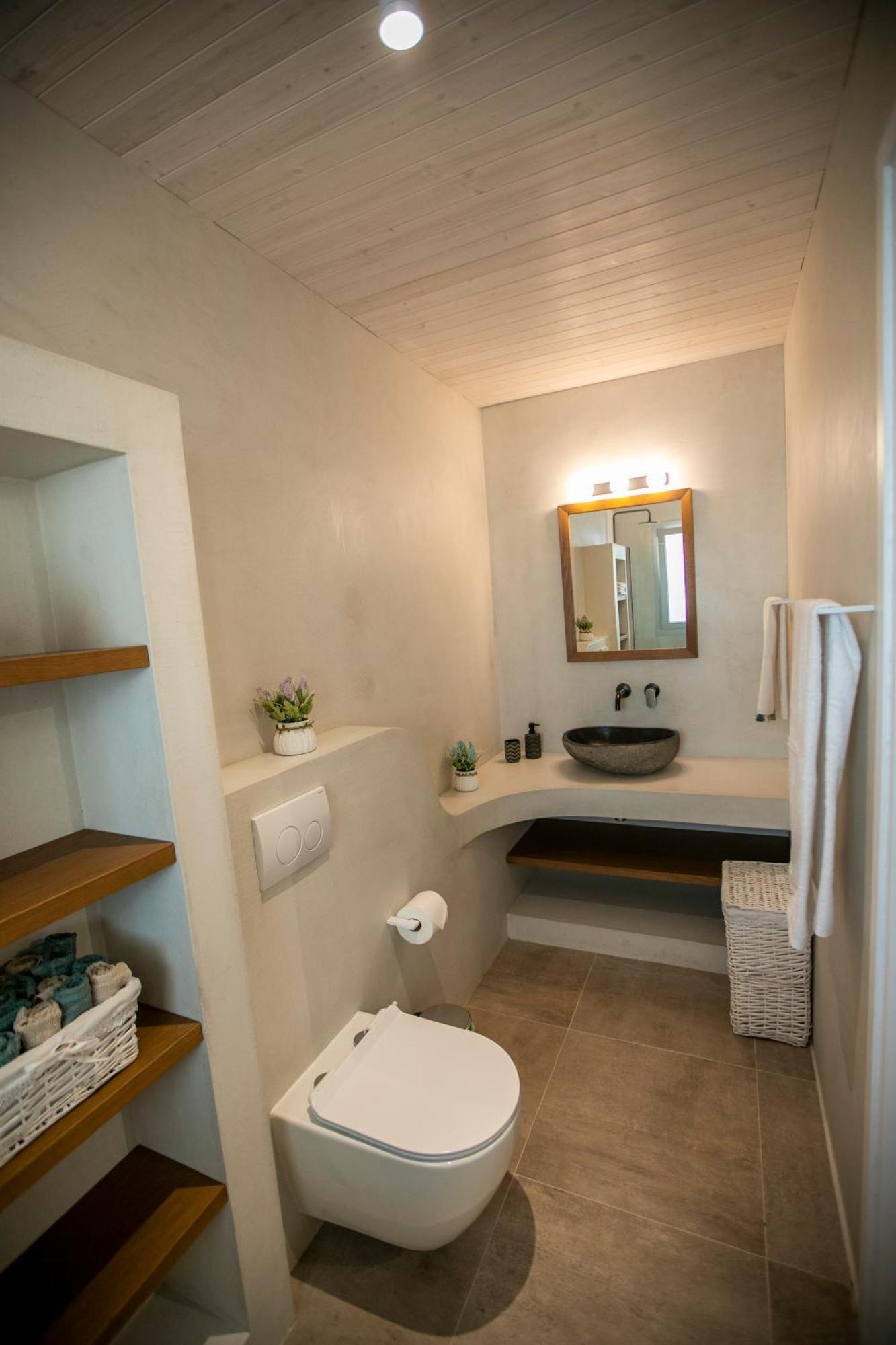 Villa Kyklamino - Unique With Stunning Seaview Klorakas