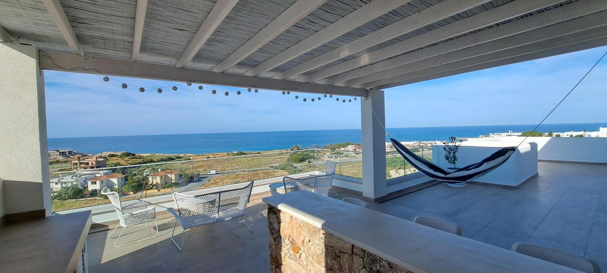 Kyklamino - Unique With Stunning Seaview