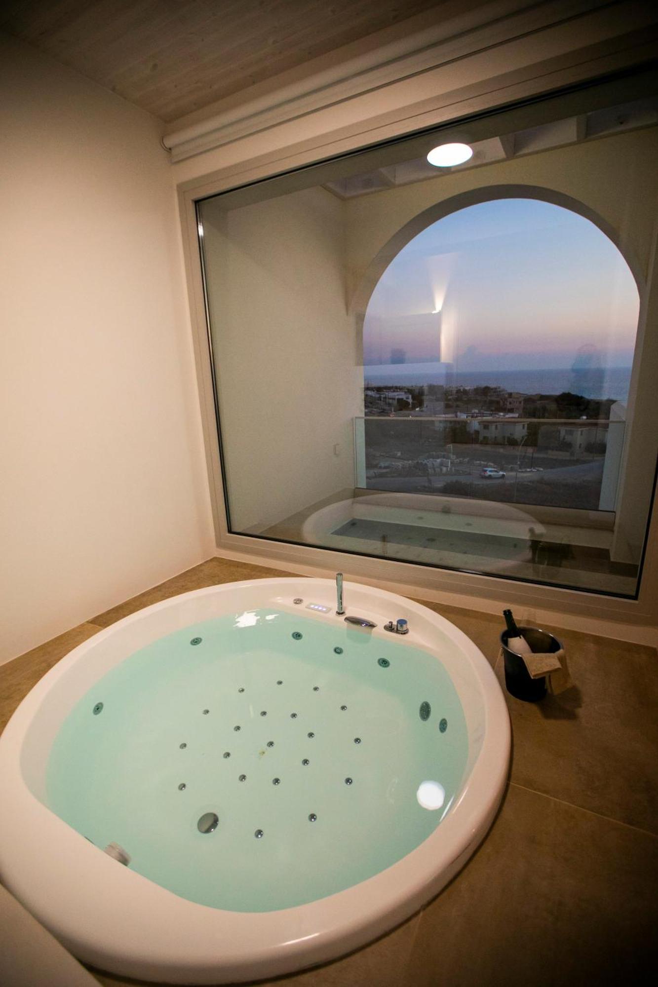Kyklamino - Unique With Stunning Seaview Villa Klorakas