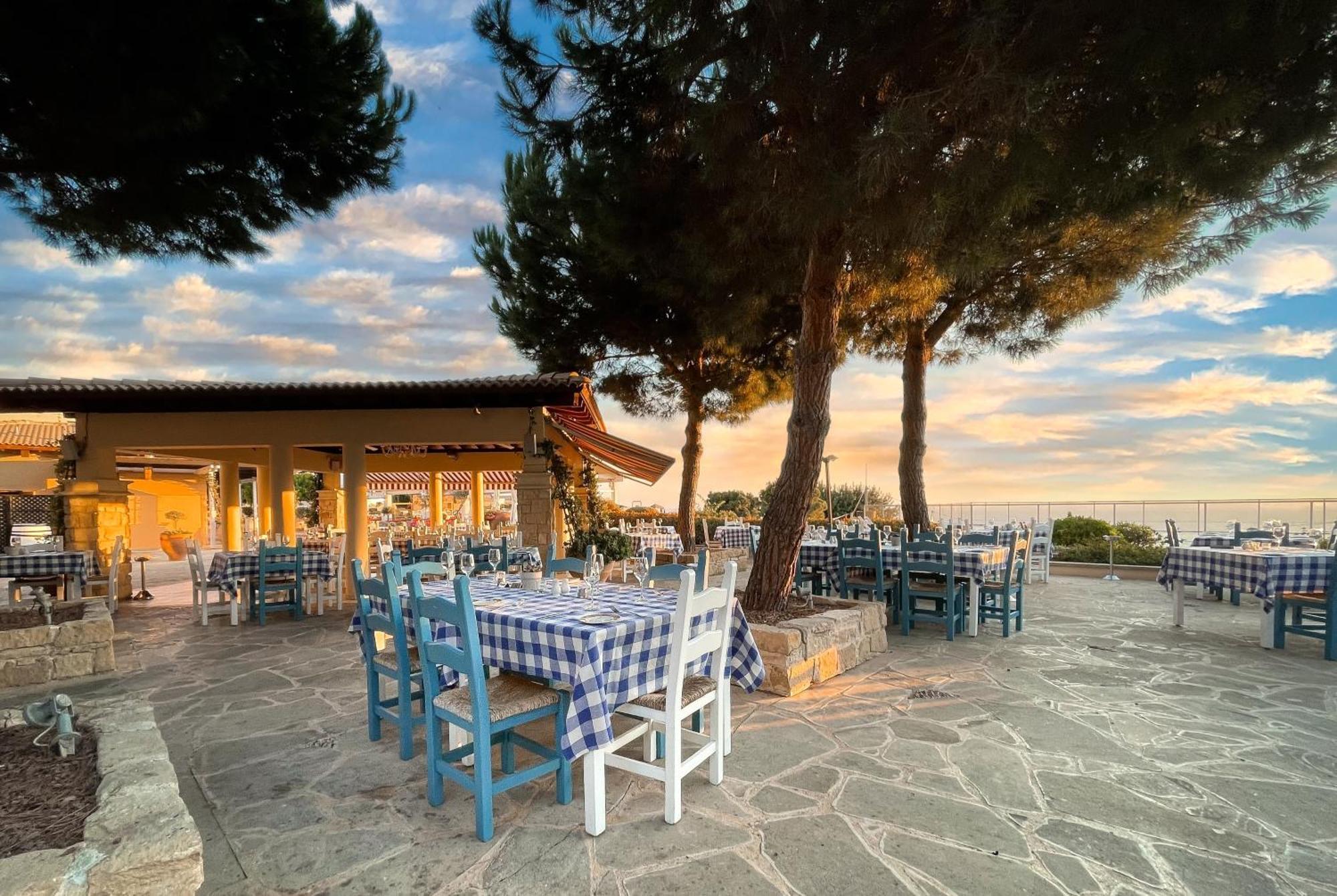 2 Bedroom Destu With Private Pool And Golf Views, Aphrodite Hills *