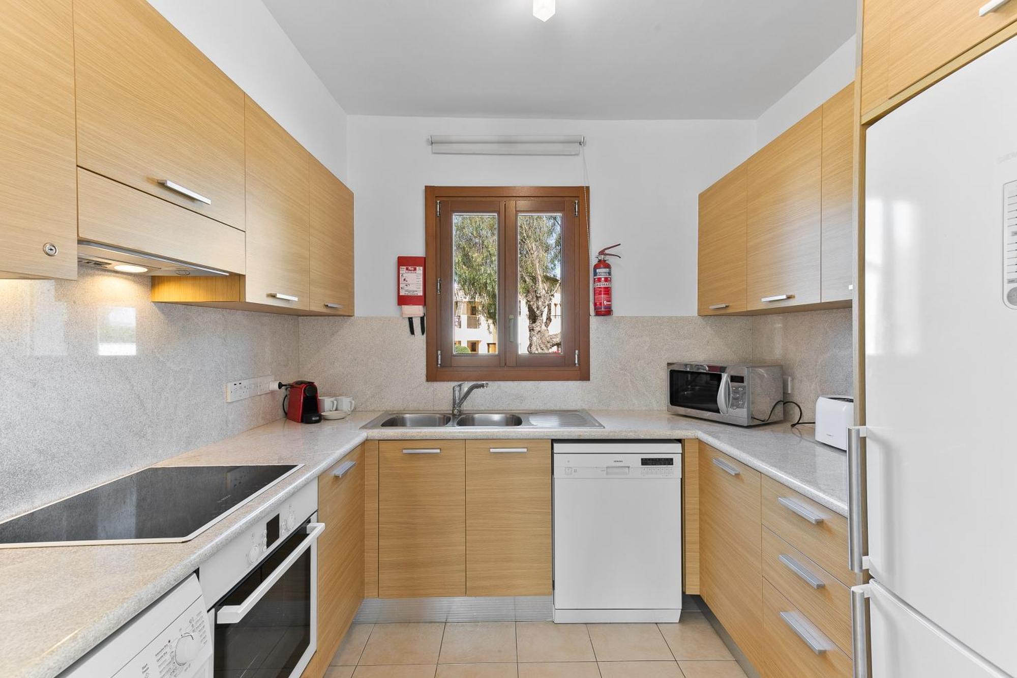 2 Bedroom Asulon With Communal Pools, Aphrodite Hills Apartment
