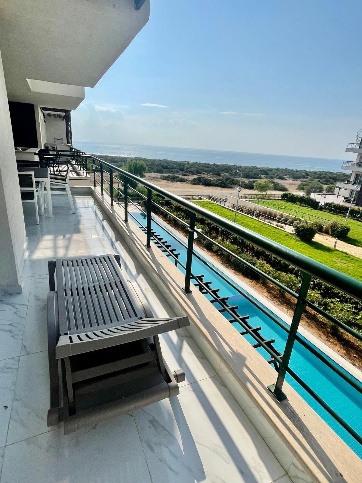 Apartment Blue Retreat By The Sea Famagusta (Northern Cyprus)