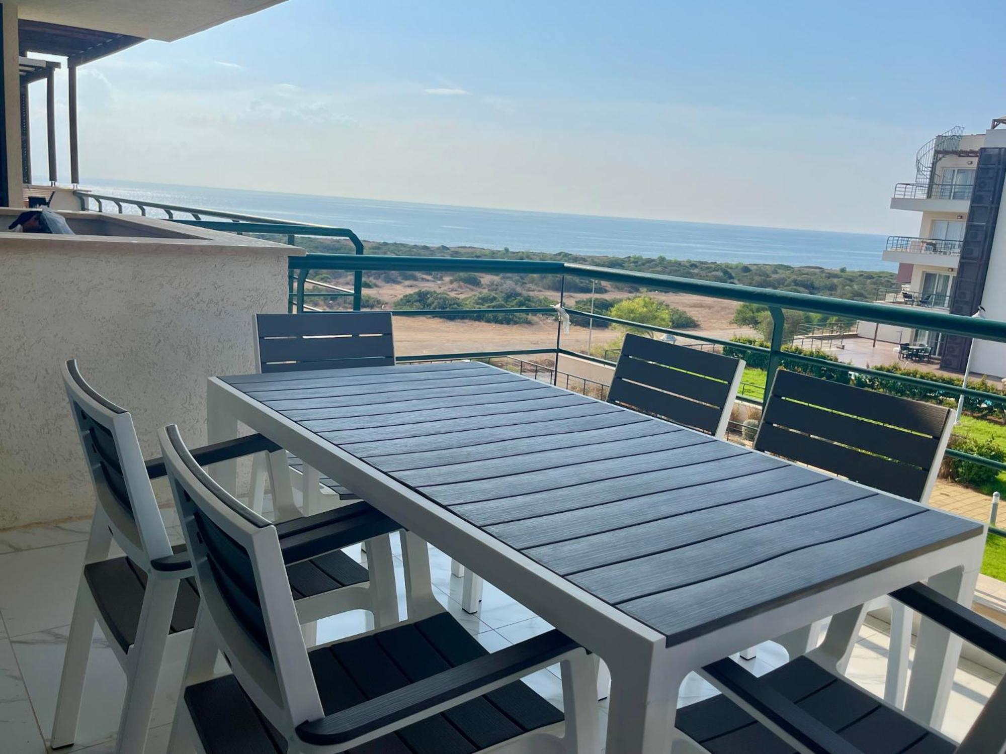 Blue Retreat By The Sea * Famagusta (Northern Cyprus)