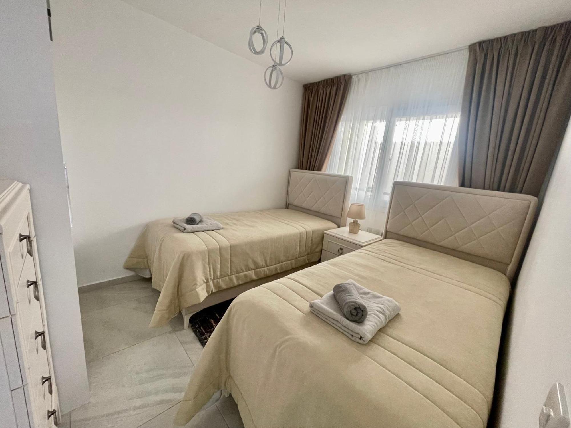 Relaxing Penthouse Suites By The Sea Vokolidha