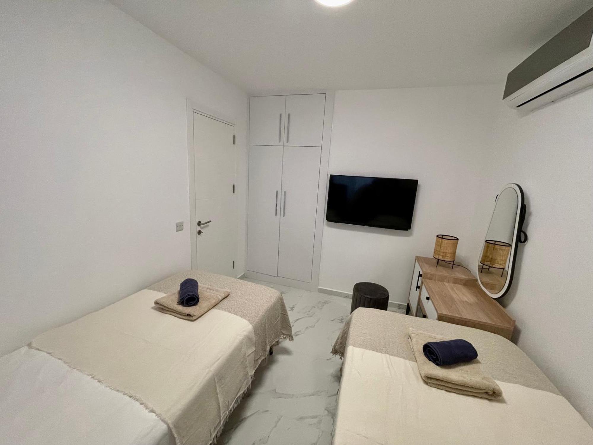Apartment Blue Retreat By The Sea Famagusta (Northern Cyprus)