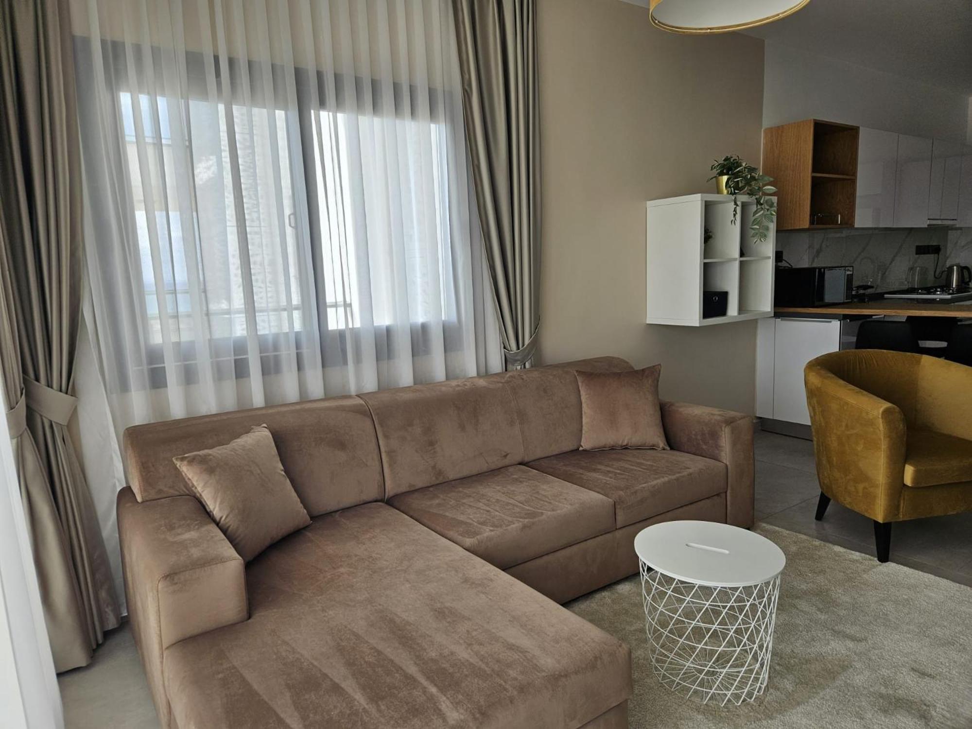 Apartment Family Getaway 2+1 At Caesar Blue *