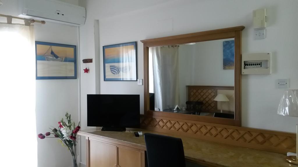 Galatex Beach Studio Apartment *
