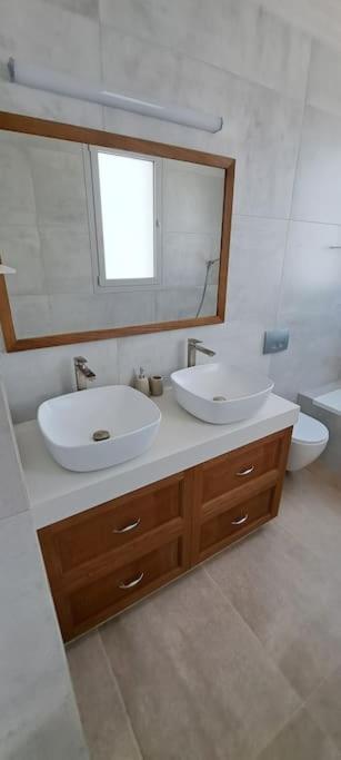 Kyklamino - Unique With Stunning Seaview Villa *