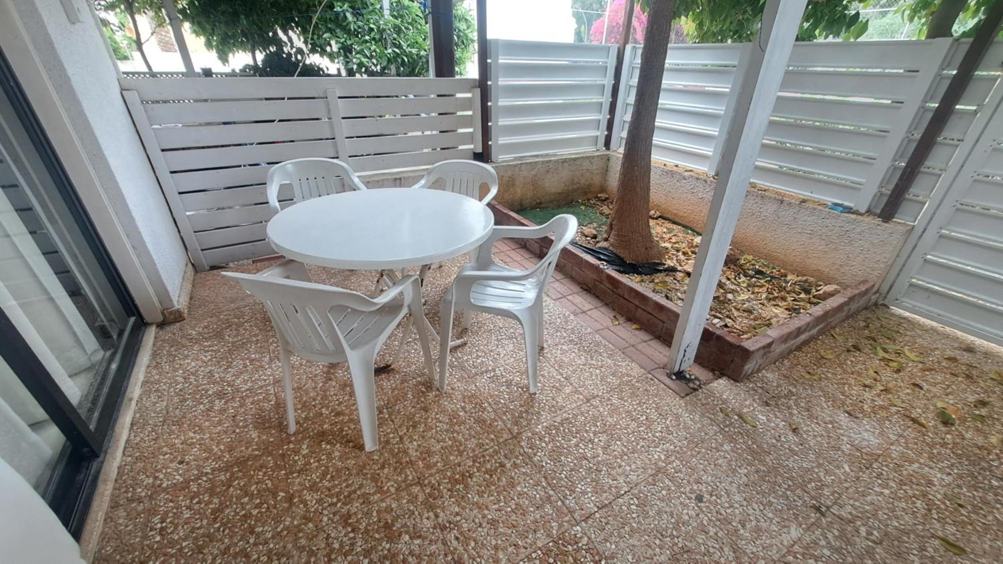 Pirgos House *