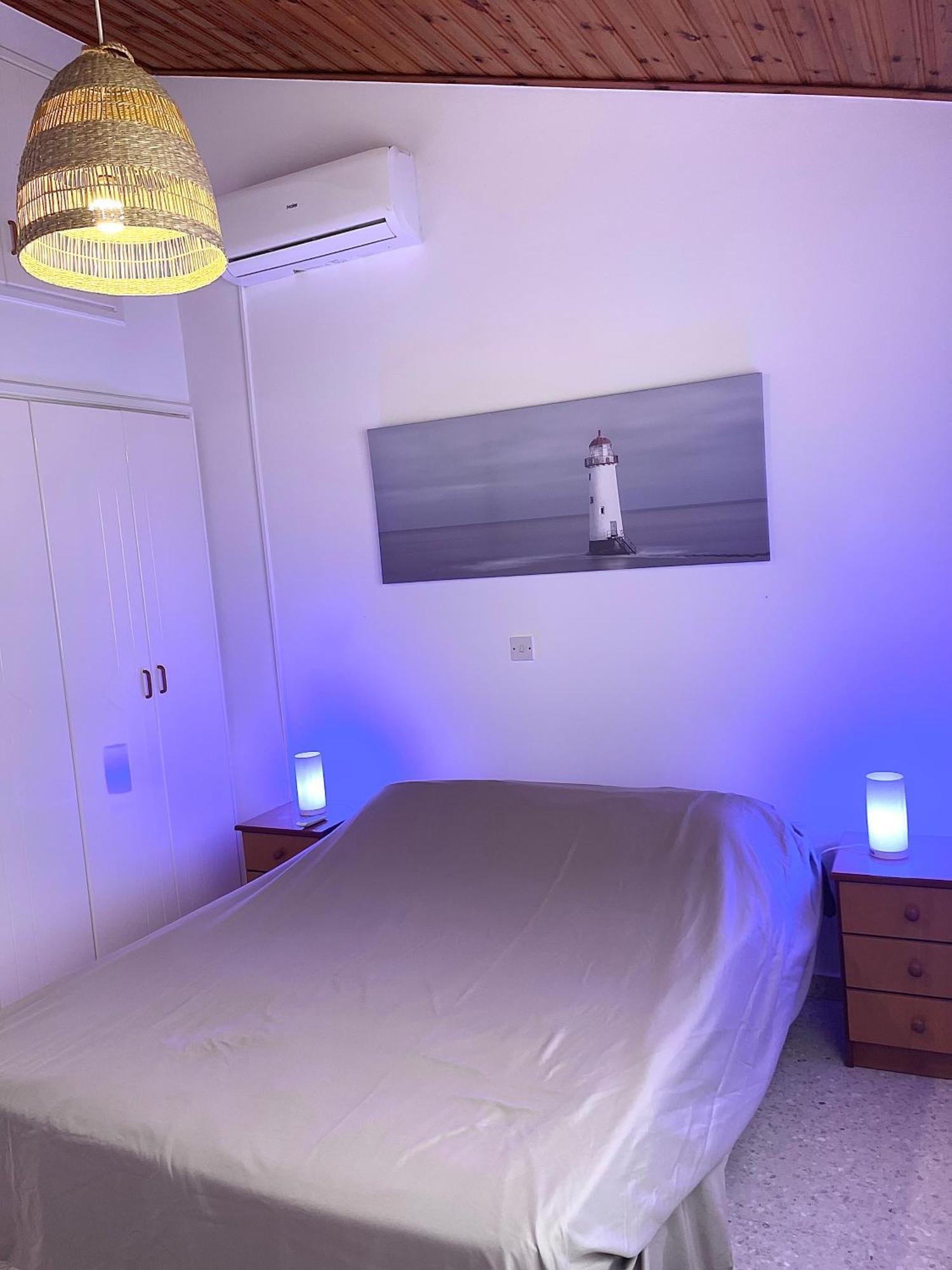 Vakantiehuis The Mediterranean Sea At Your Doorstep!! Meneou