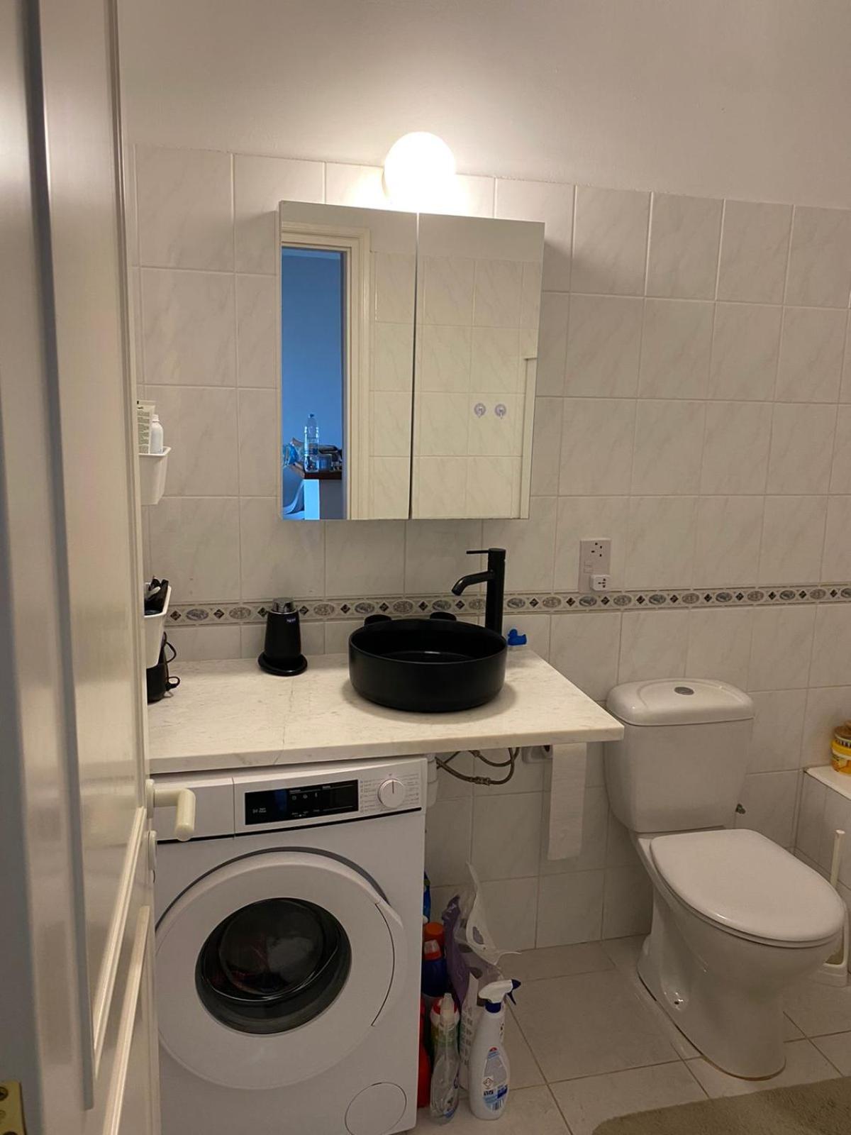 Apartment Newly Renovated- Regina Gardens 1, Venus 500 M, Sea&sunsets View, License Ooo7141 Paphos