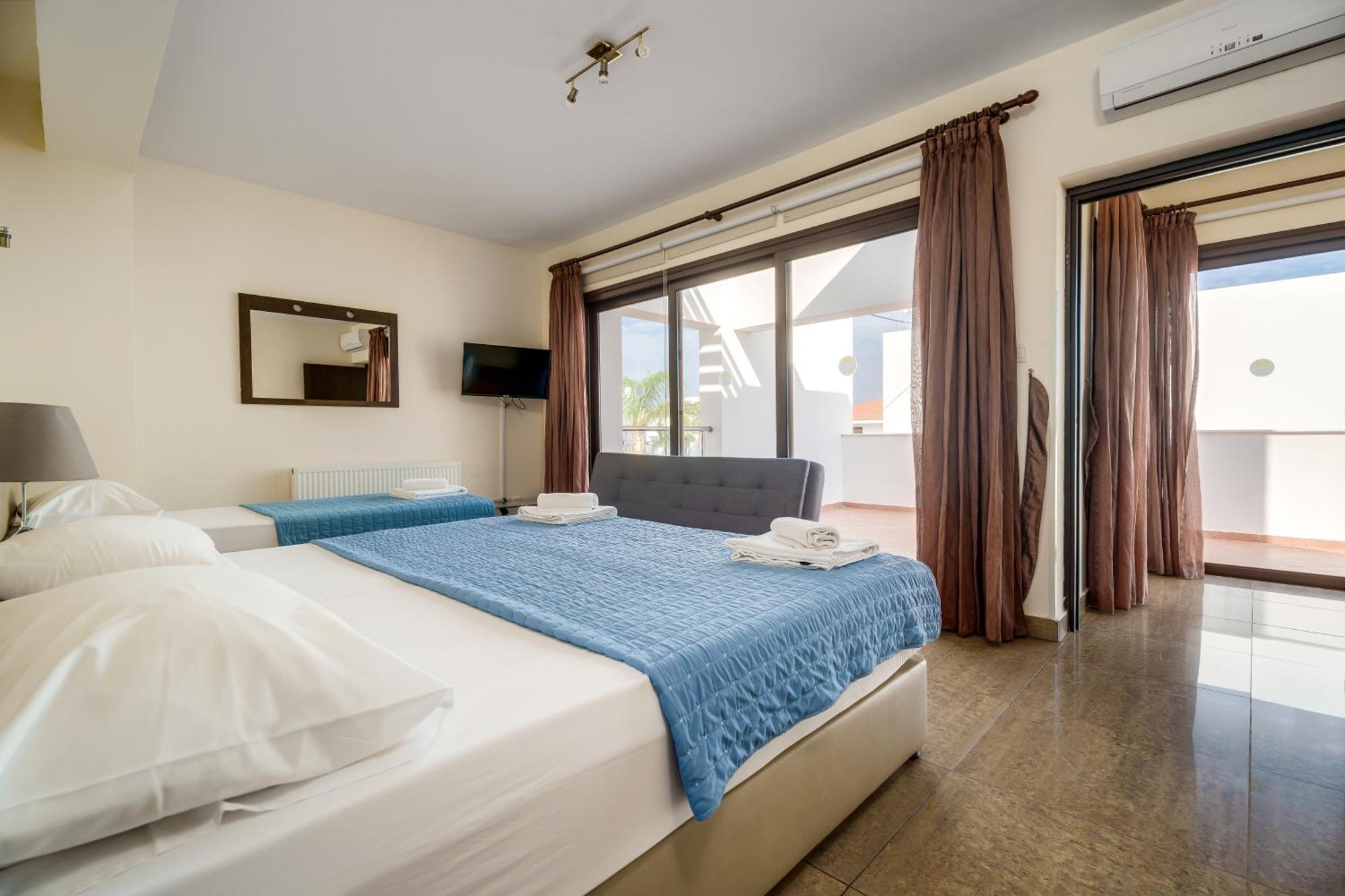 Villa Seafront *