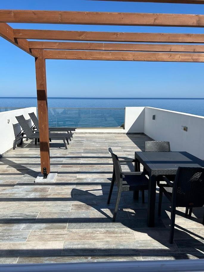 Penthouse I Sjokanten Pa Dejablue Apartamento Kyrenia (Northern Cyprus)