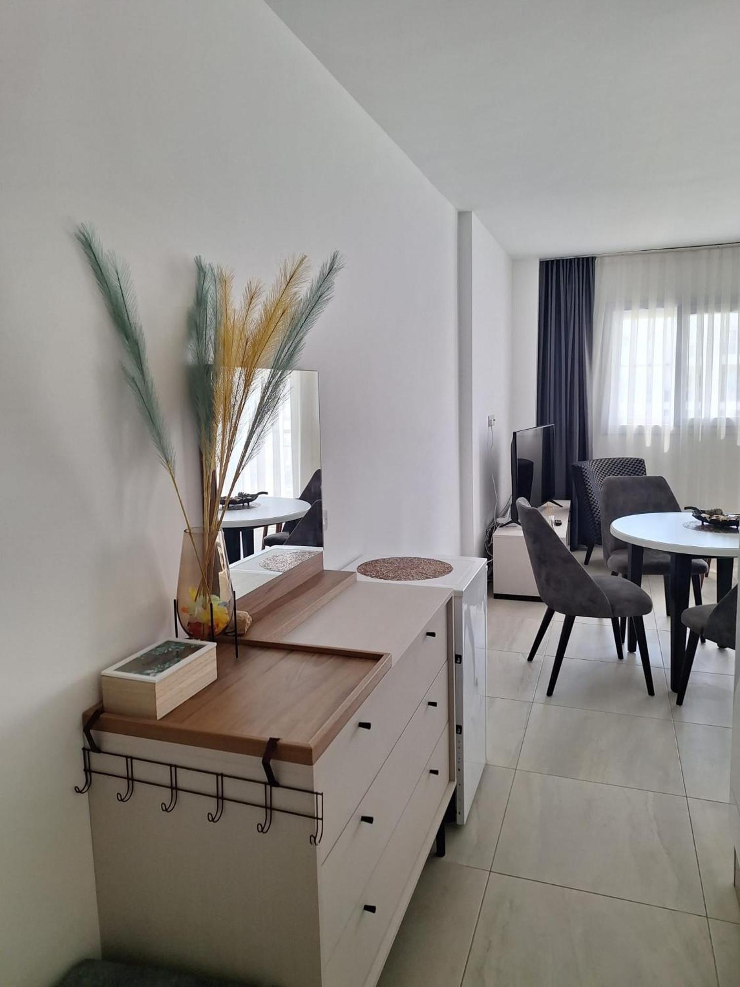 Apartment Thalassa Resort: Charming One-bedroom Retreat *