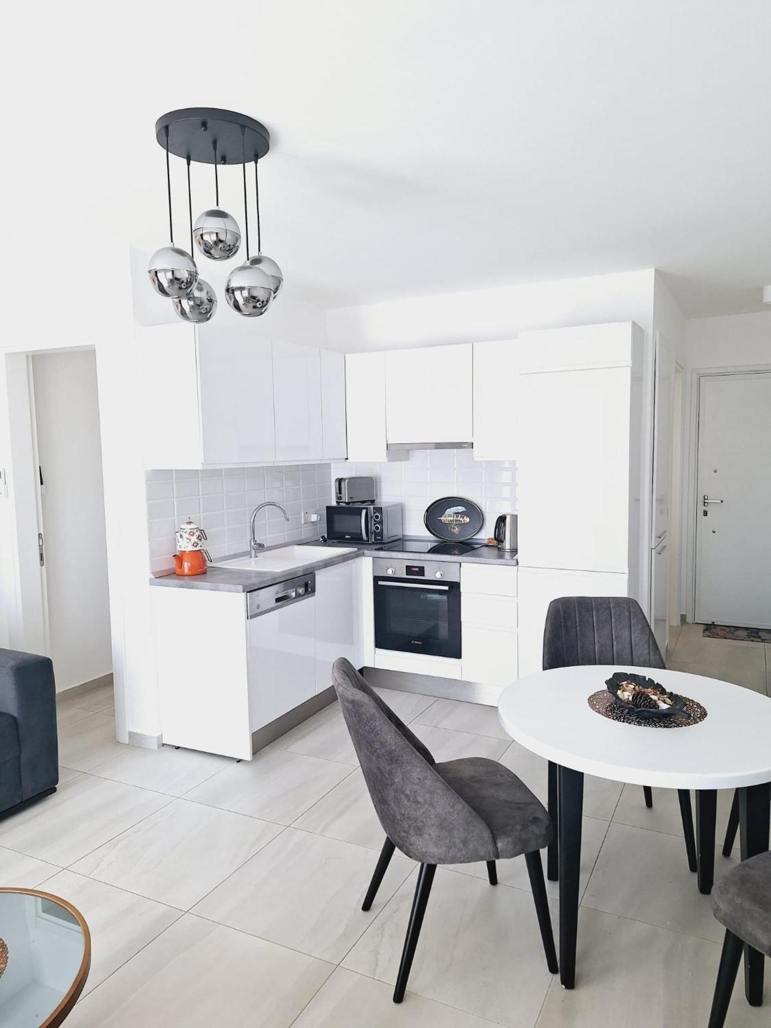 Thalassa Resort: Charming One-bedroom Retreat Vokolidha