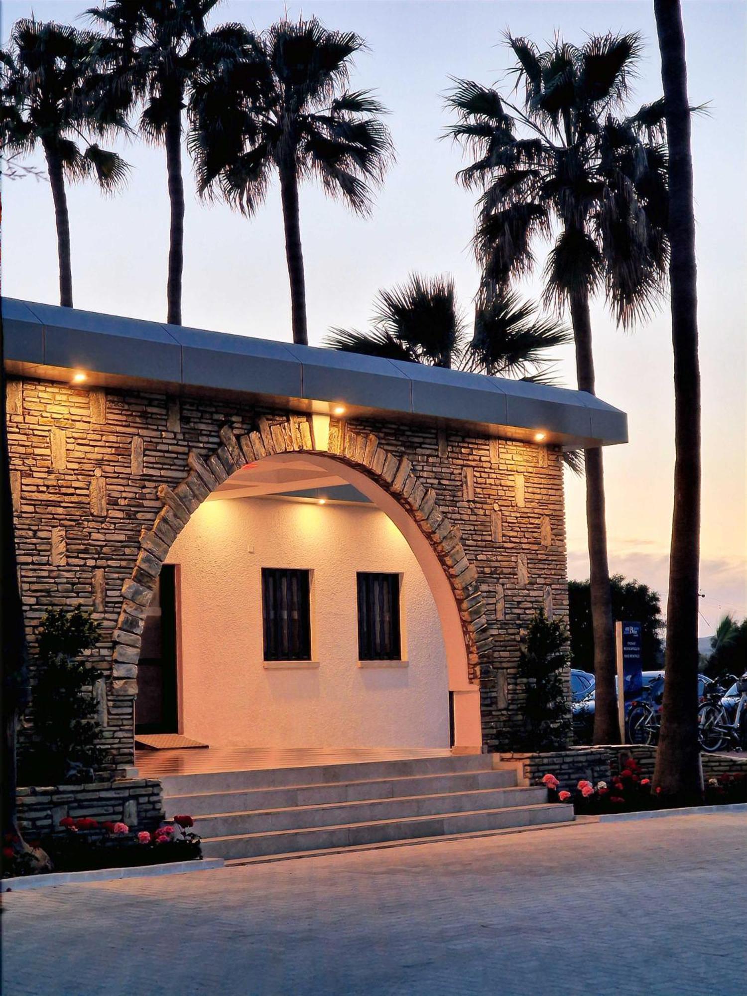 Sveltos Hotel 3*