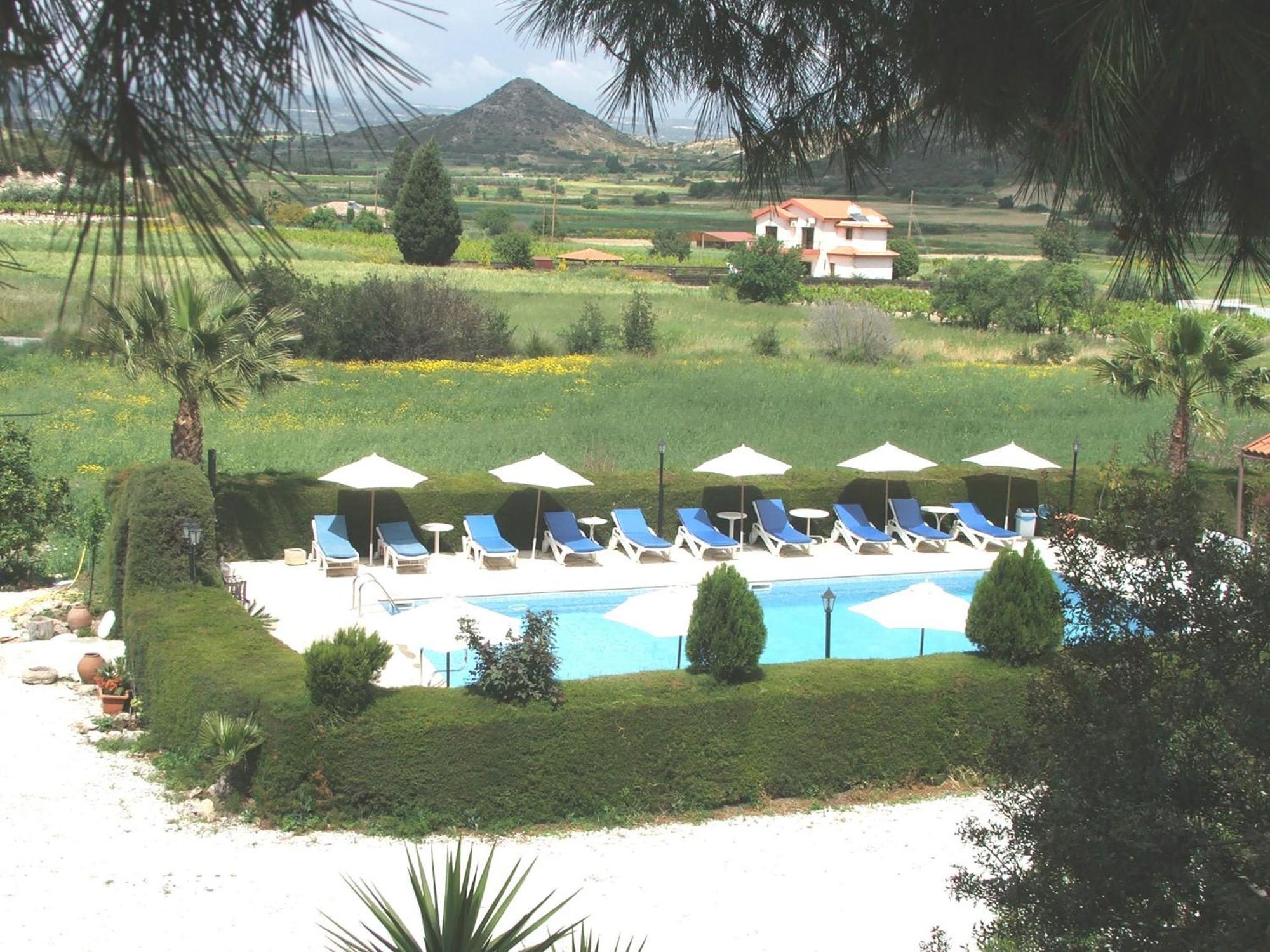 Ampelokipi Holiday Aparthotel 2*