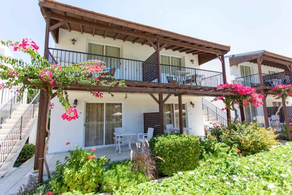 Hotel Citrus Tree Gardens 3*