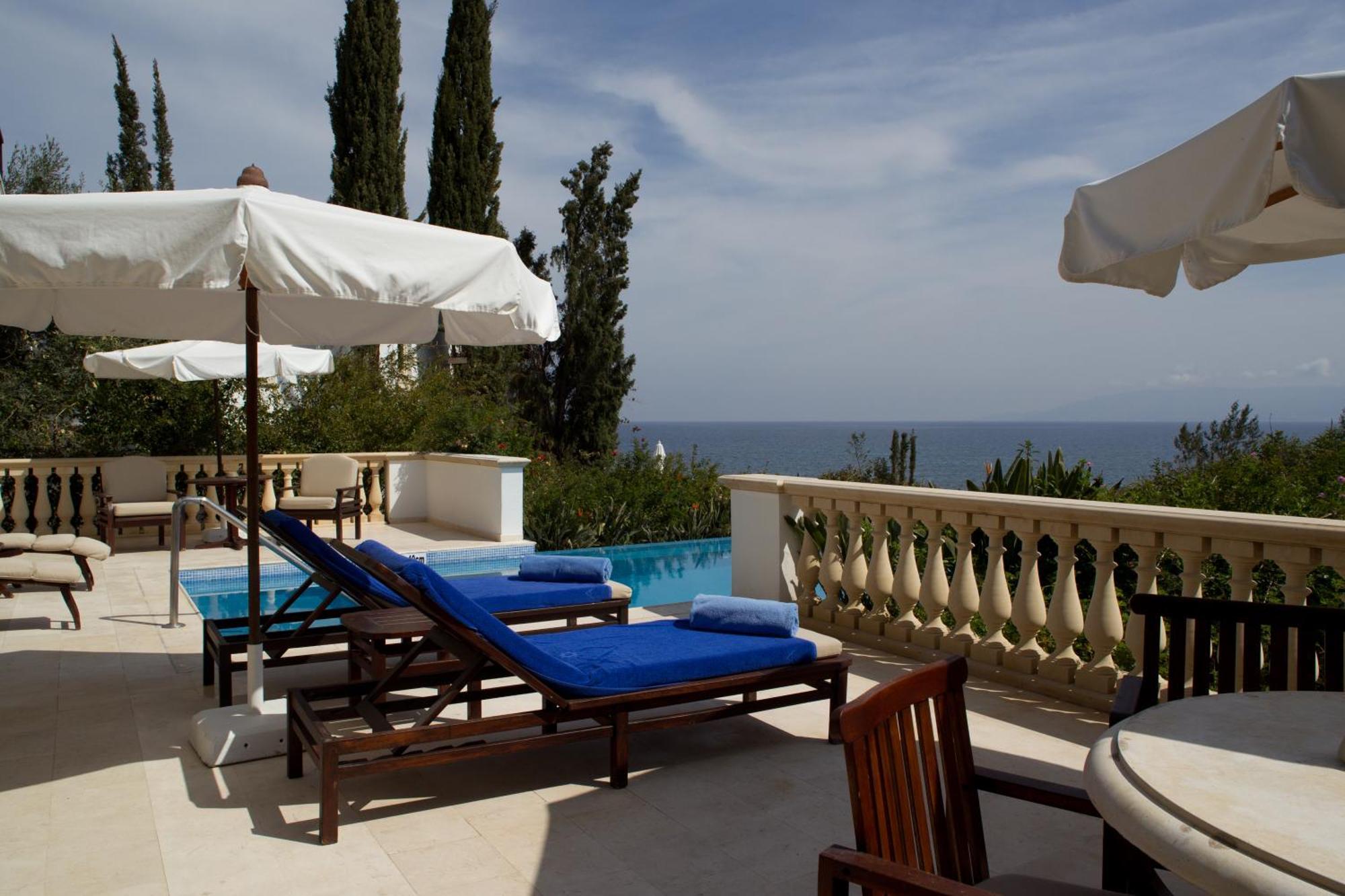 Resort Anassa Polis