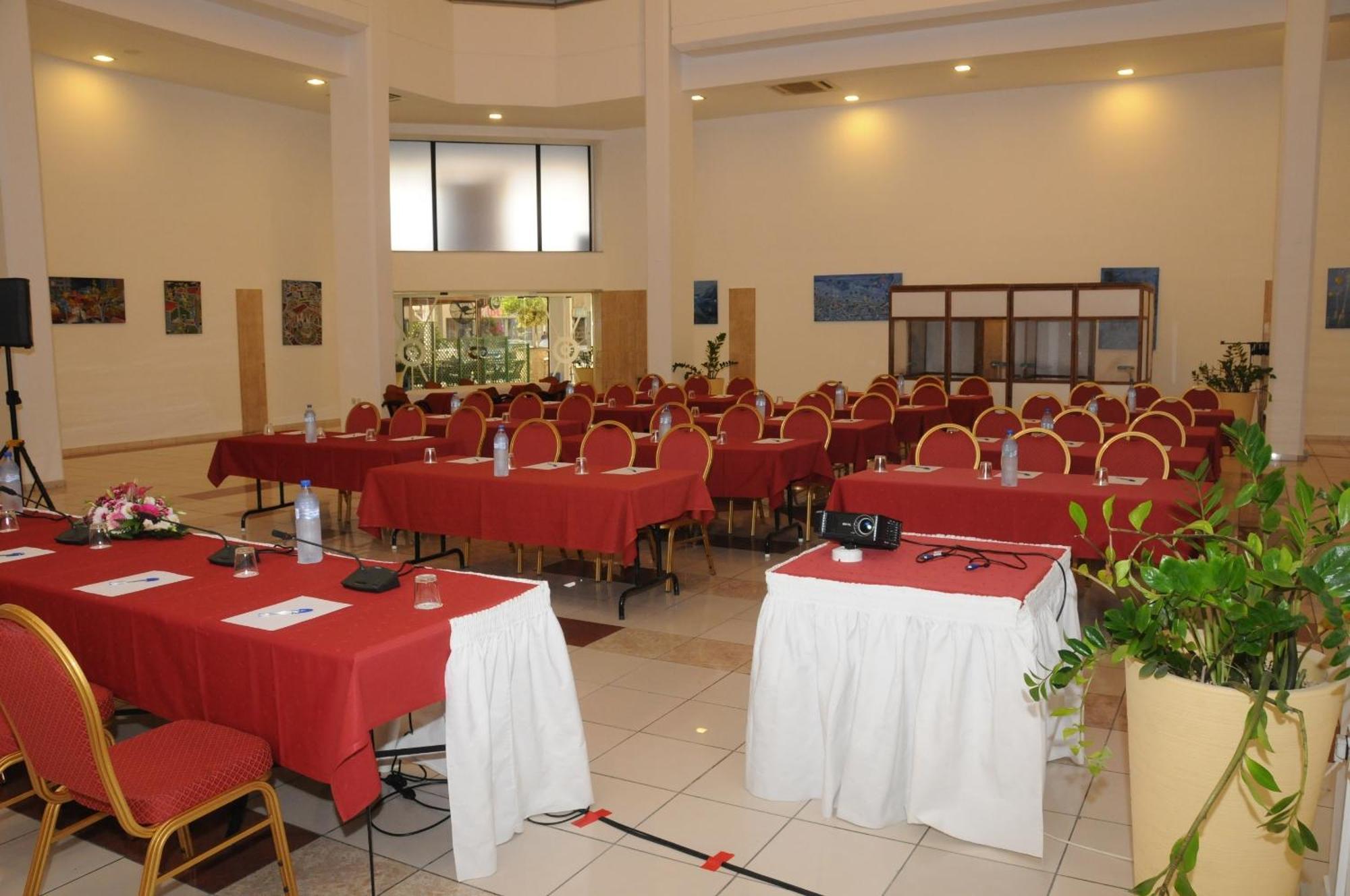Aparthotel Atrium Zenon Larnaca