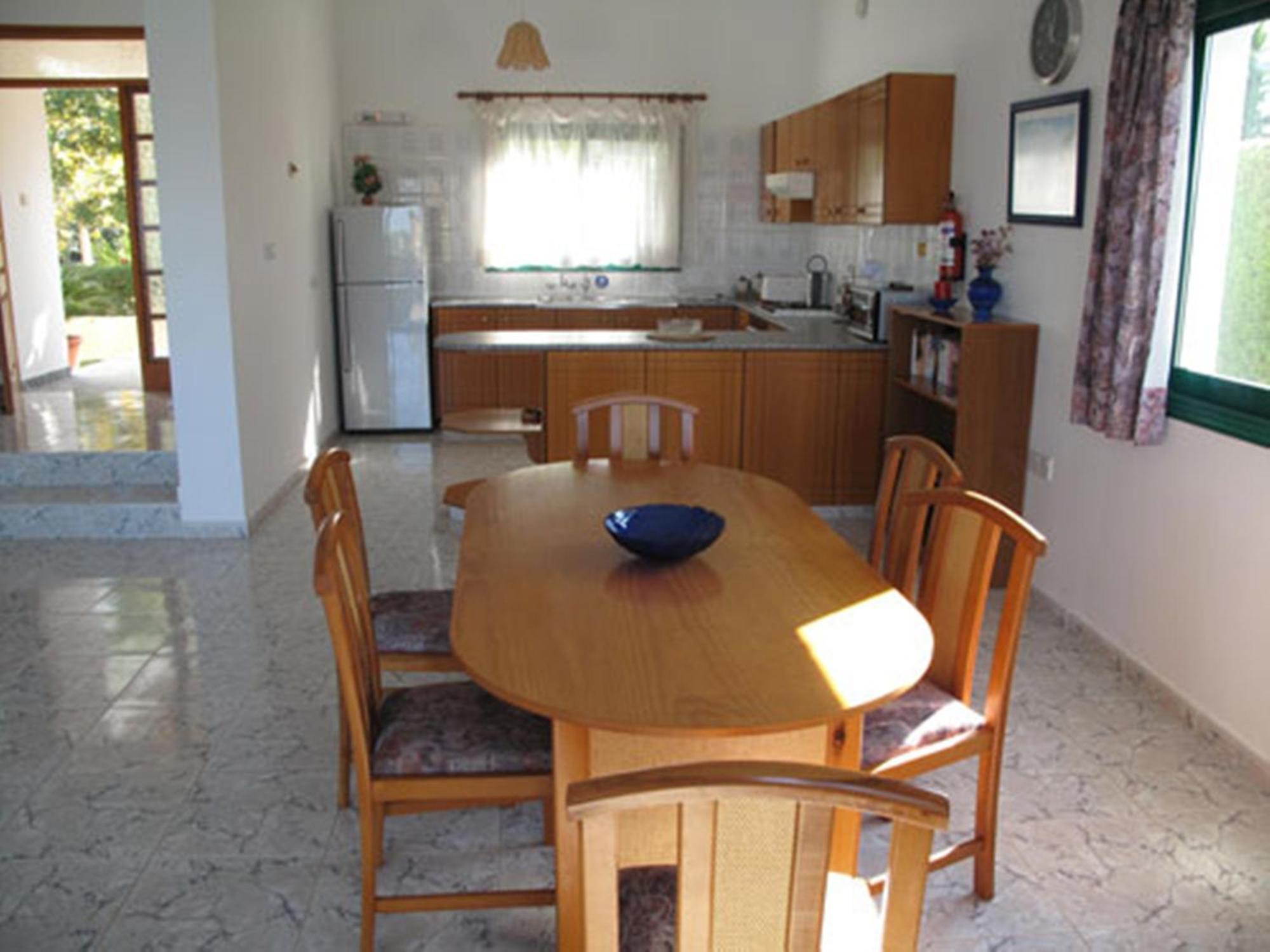 Villa Chriseleni Latchi *