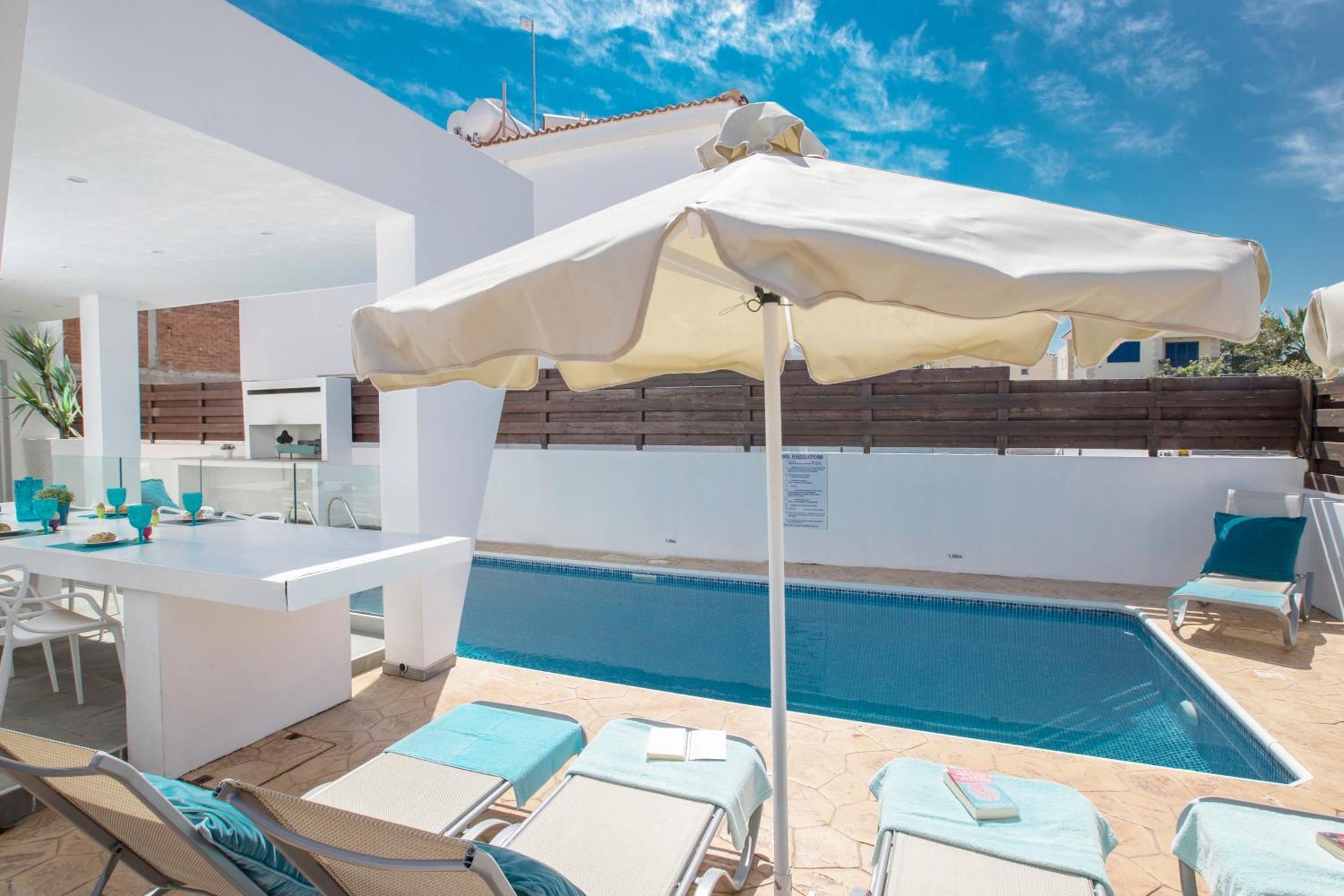 Villa Marimar *