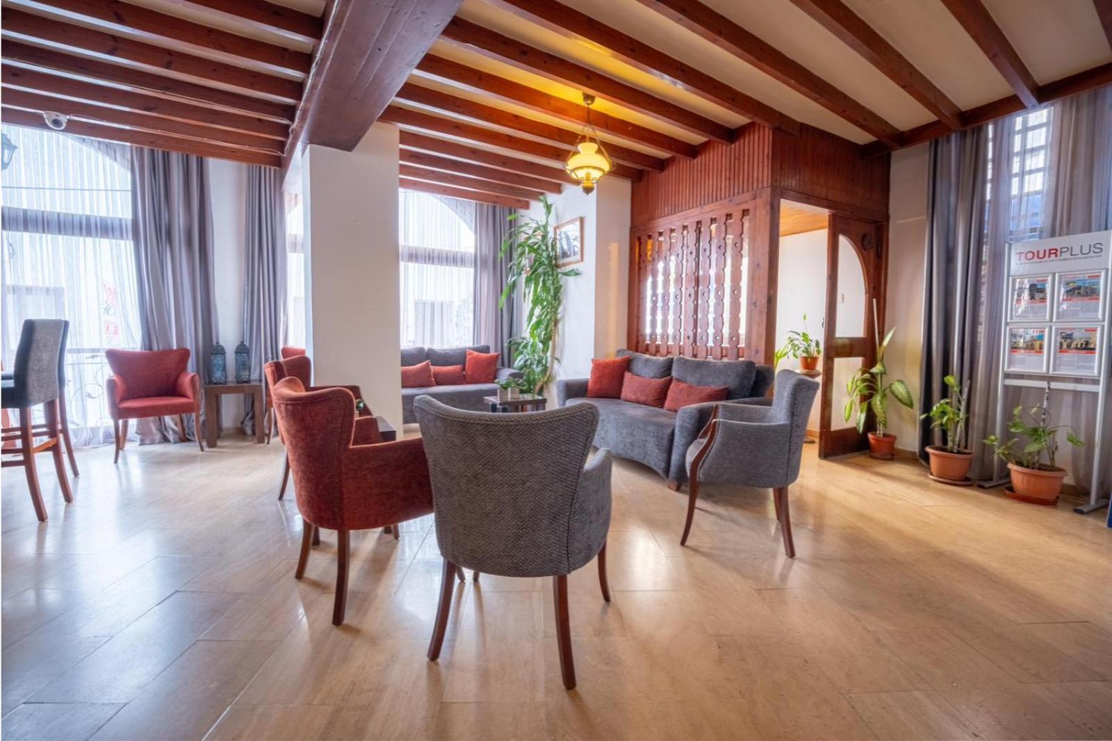 Hotel Kyrenia British Harbour 4*