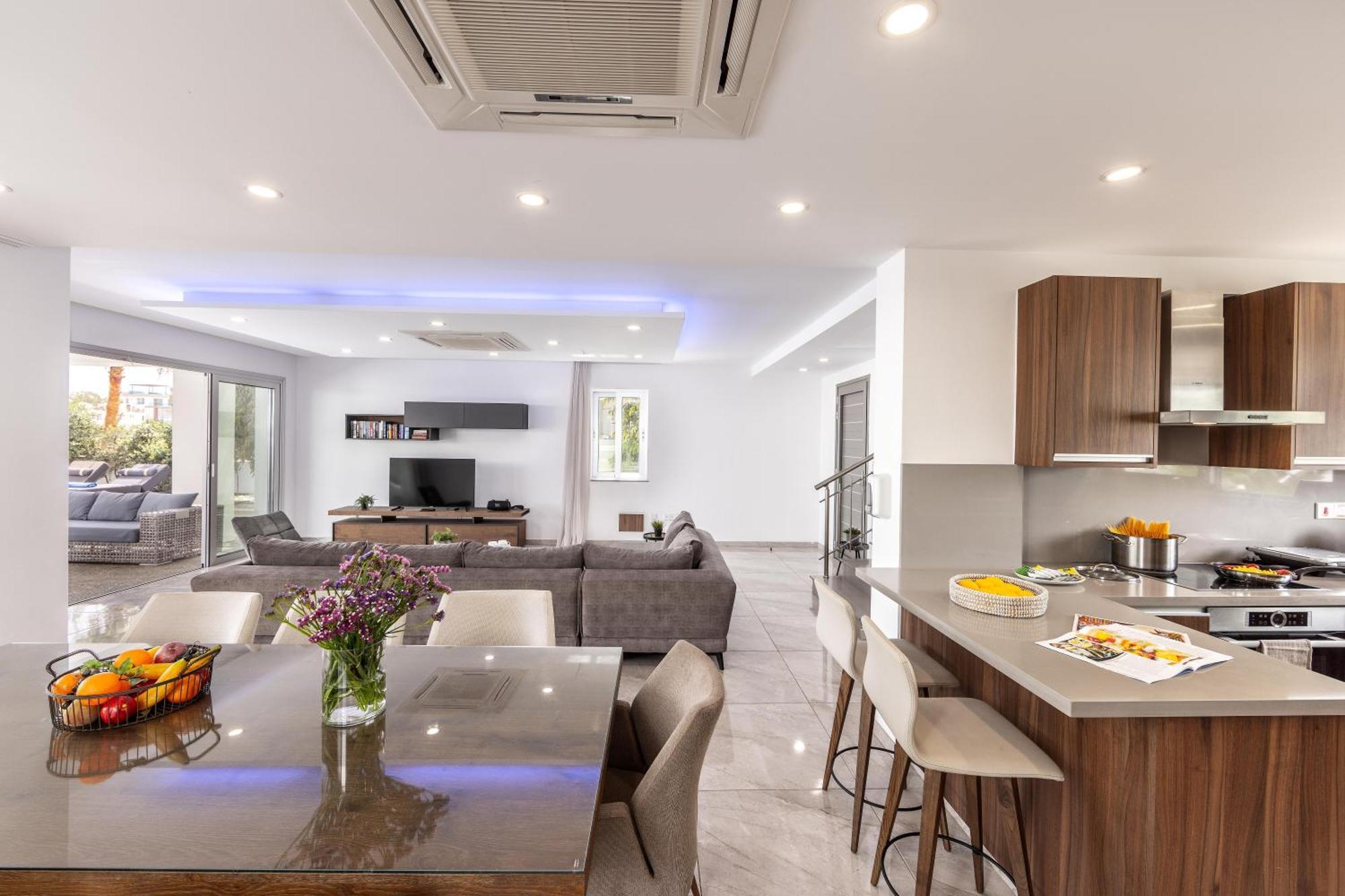 Villa Fig Tree Bay Residences 4