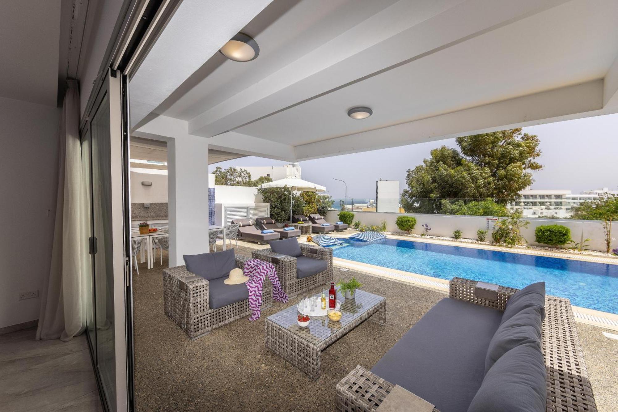 Villa Fig Tree Bay Residences 4 *
