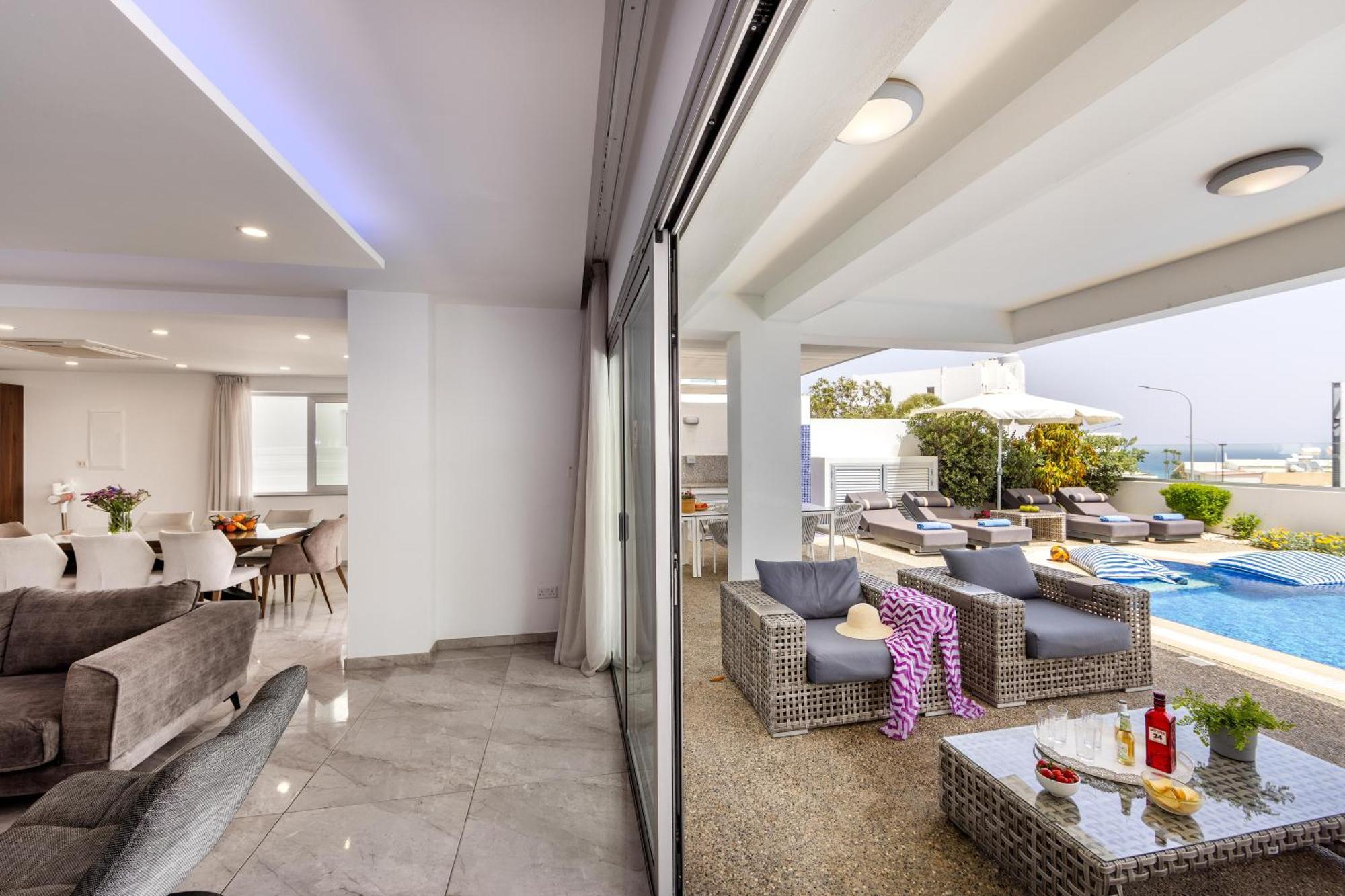 Villa Fig Tree Bay Residences 4