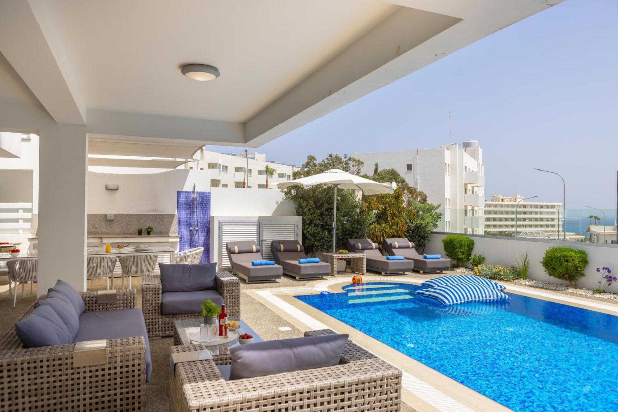 Villa Fig Tree Bay Residences 4
