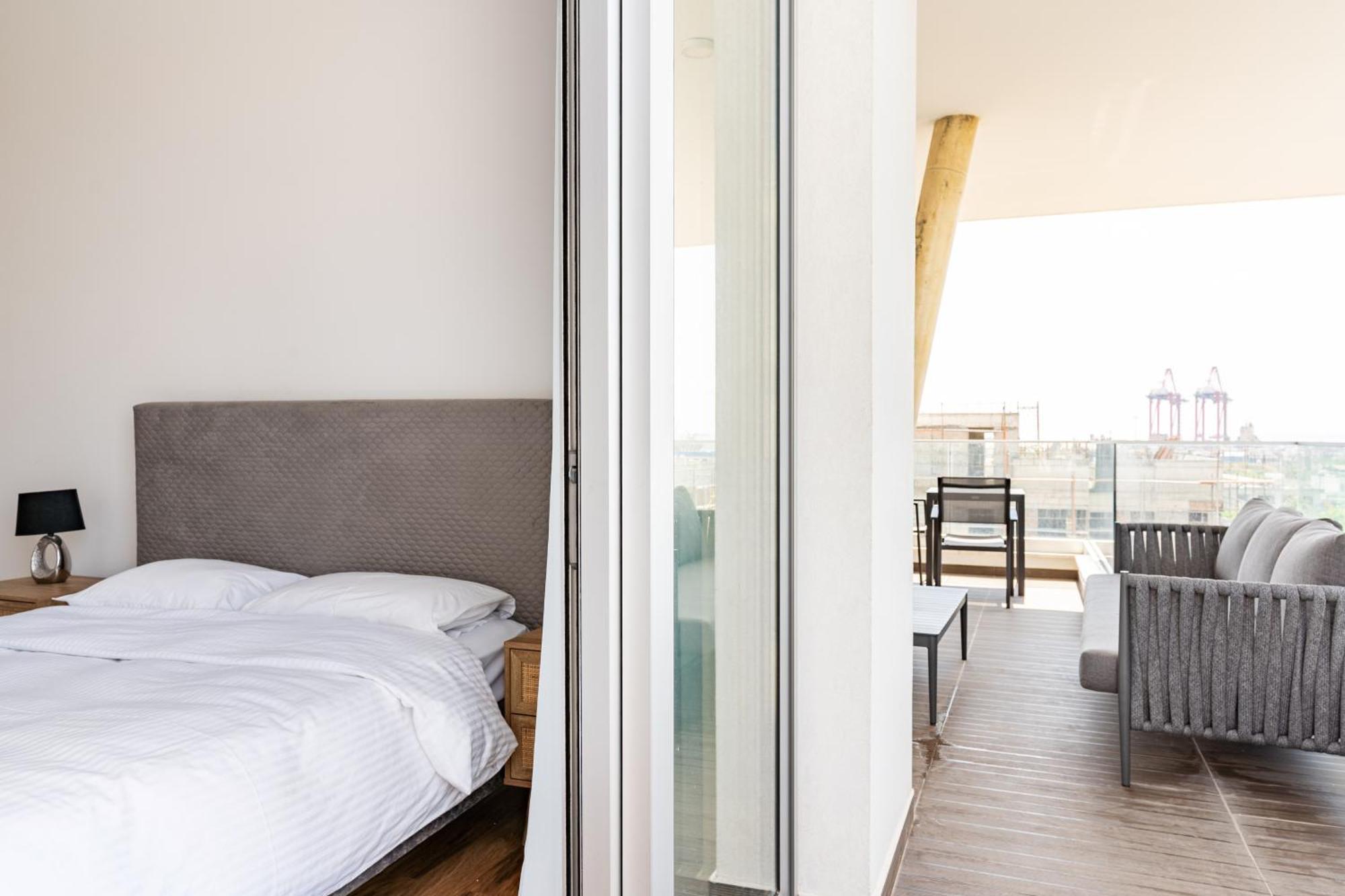 Apartment Yamas Urban Living Zakaki Pool Penthouses & Limassol