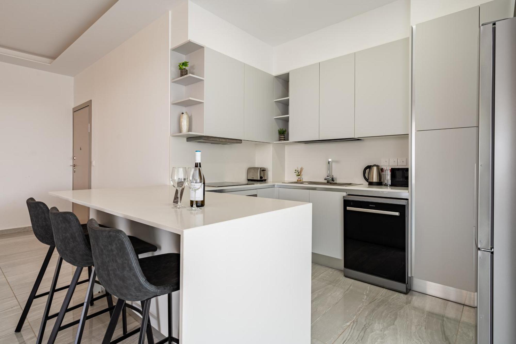 Appartement Yamas Urban Living Zakaki Pool Penthouses & *