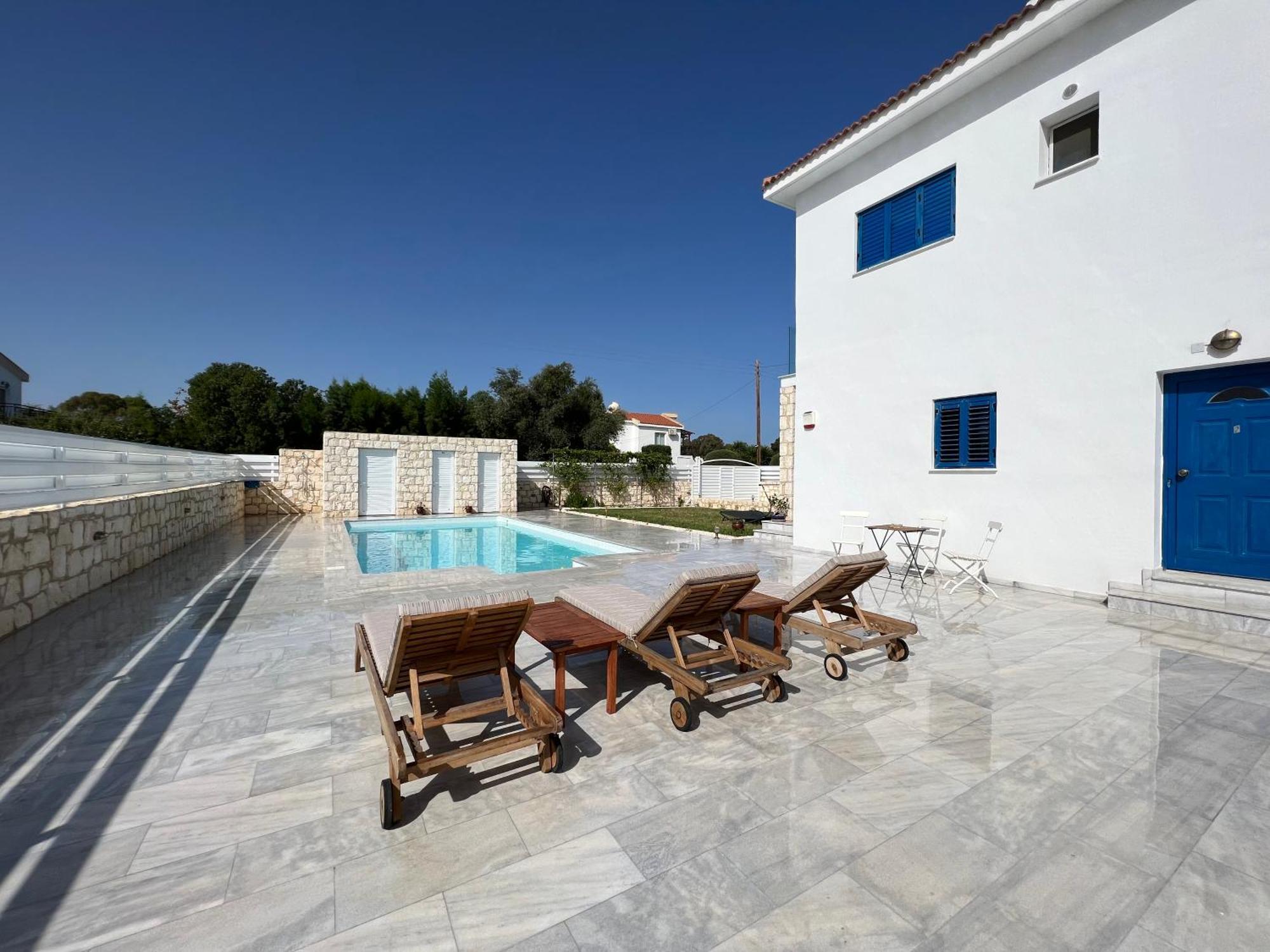 Jomavi Eco-villa Polis