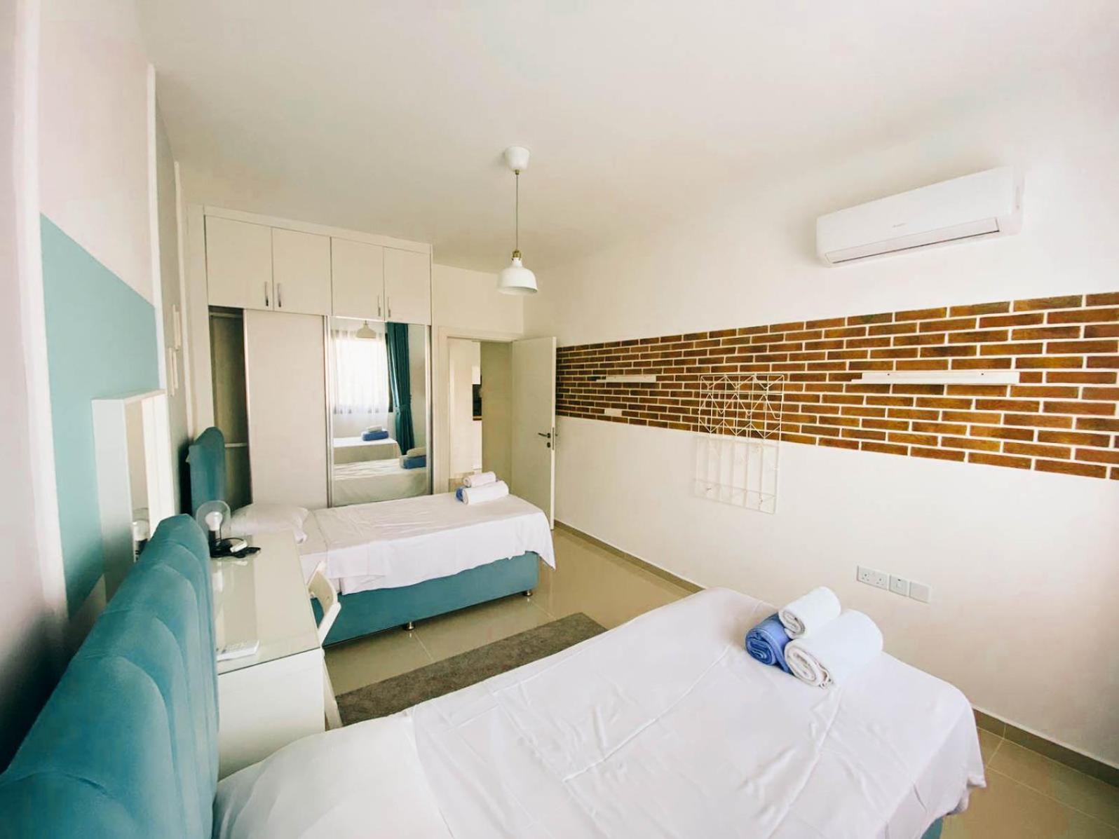 Apartment Stunning 2 Bedroom In 5-star Trikomo