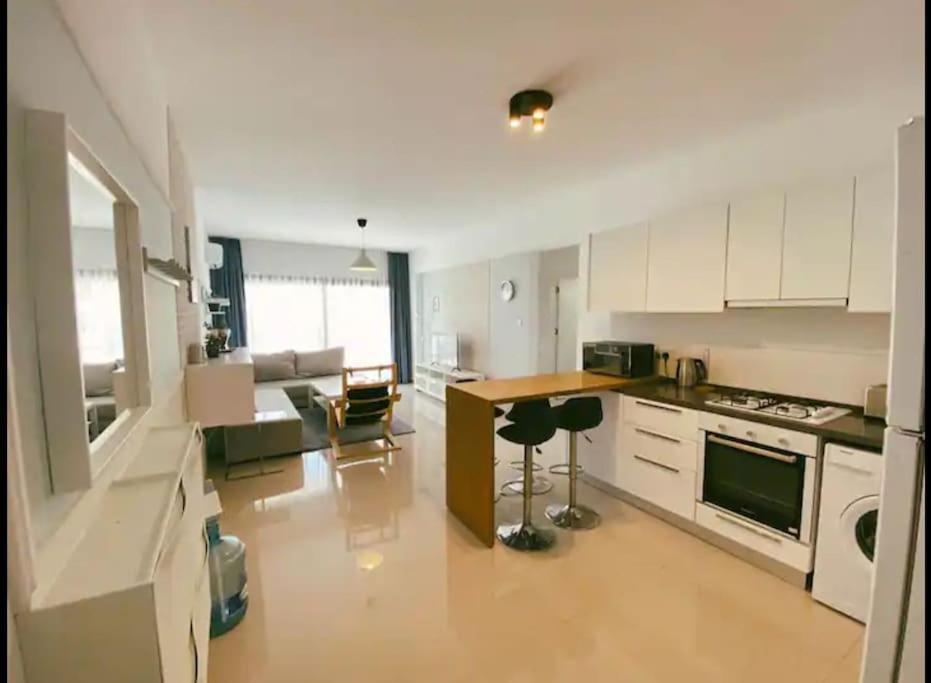 Appartement Designed Two Bedroom Pool Side In A 5 Star Resort, Iskele, North Cyprus Trikomo
